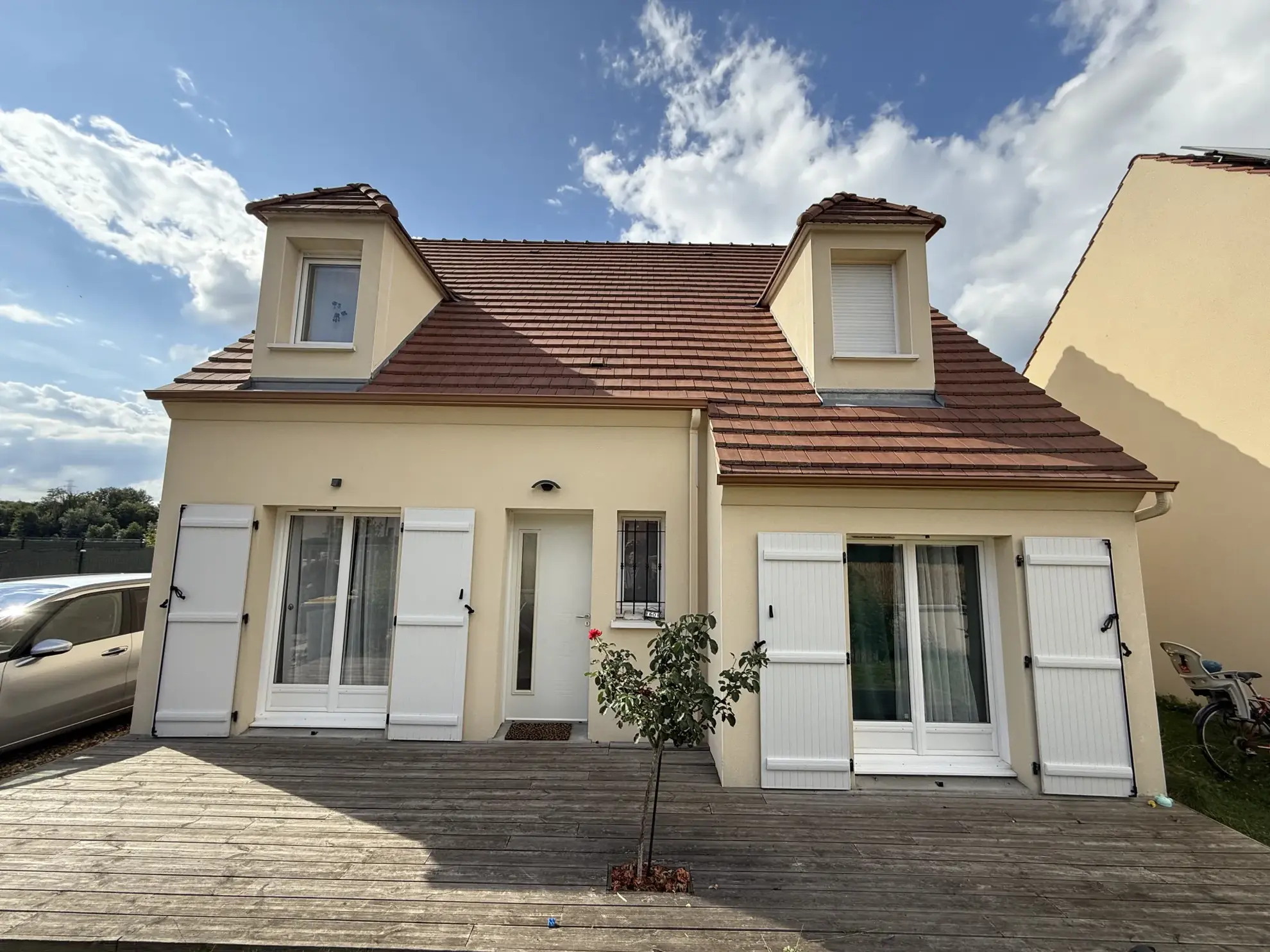 Maison neuve à Mogneville (2020), conforme RT 2012, 4 chambres, jardin, environnement calme