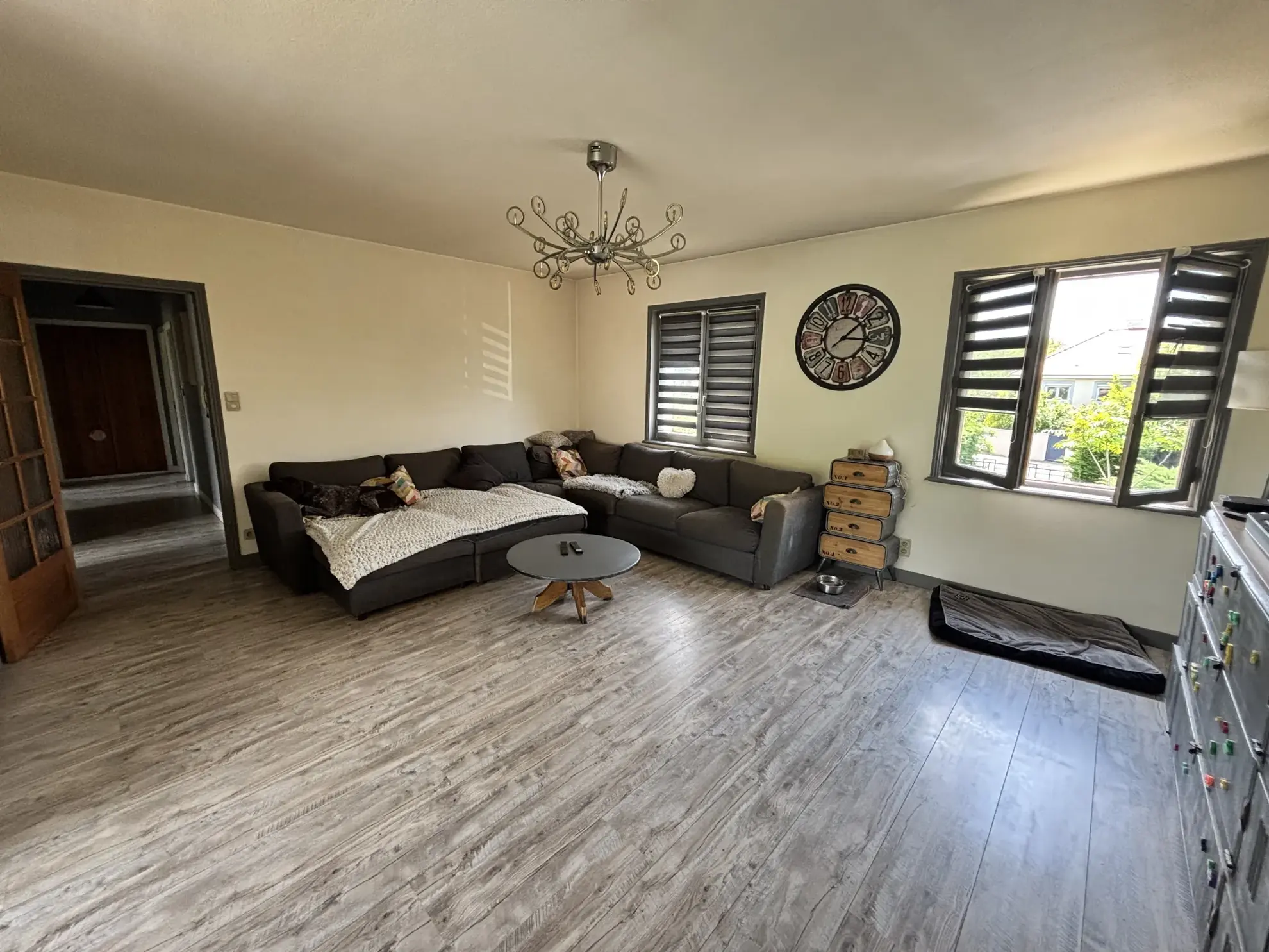 Maison familiale à Abrest près de Vichy avec garage et terrasse – 138 m² 