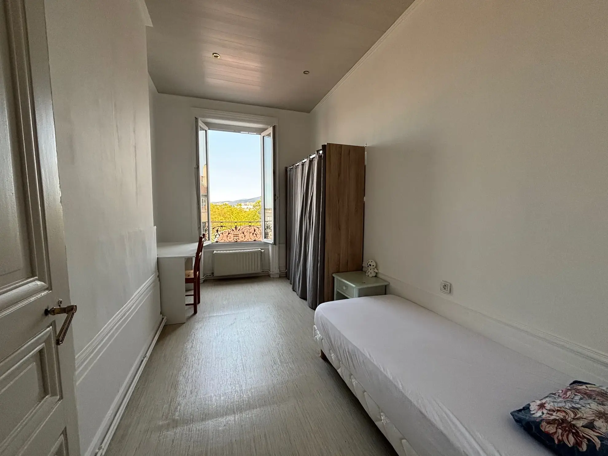 Appartement de 82,47 m² à Saint-Étienne Cité du Design - 3 Chambres, Dernier Étage 