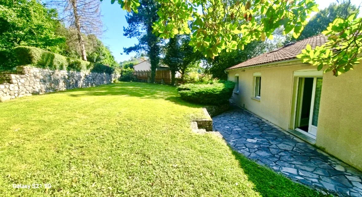 Maison à Odos avec jardin clos, garage et 2 chambres – Prix négociable 