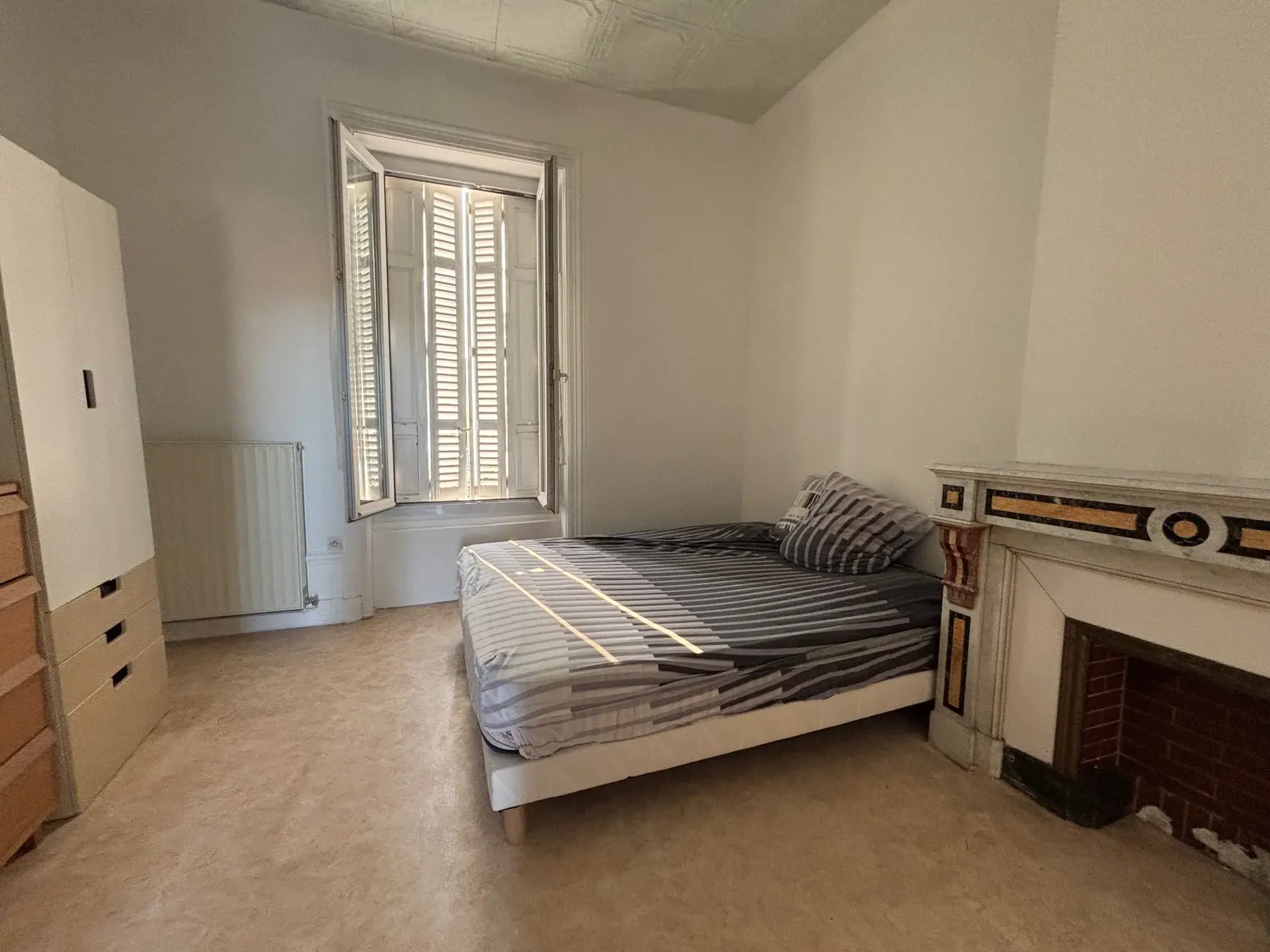 Appartement de 82,47 m² à Saint-Étienne Cité du Design - 3 Chambres, Dernier Étage 