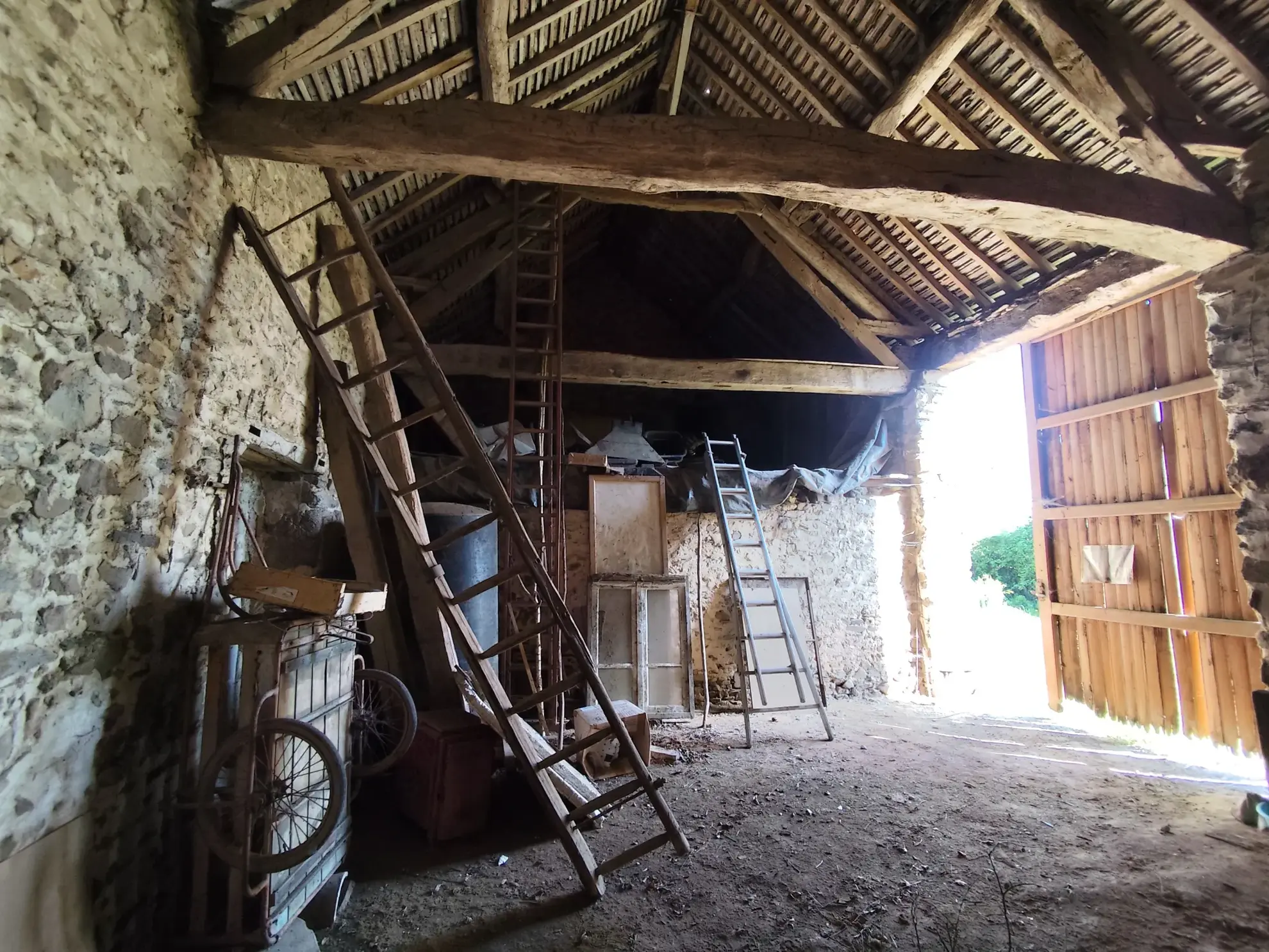 Longère à rénover de 214,77 m² à Heloup dans l'Orne - Terrain de 800 m² 