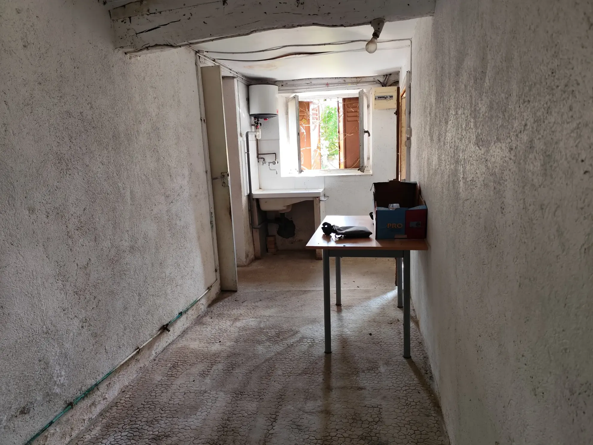 Longère à rénover de 214,77 m² à Heloup dans l'Orne - Terrain de 800 m² 