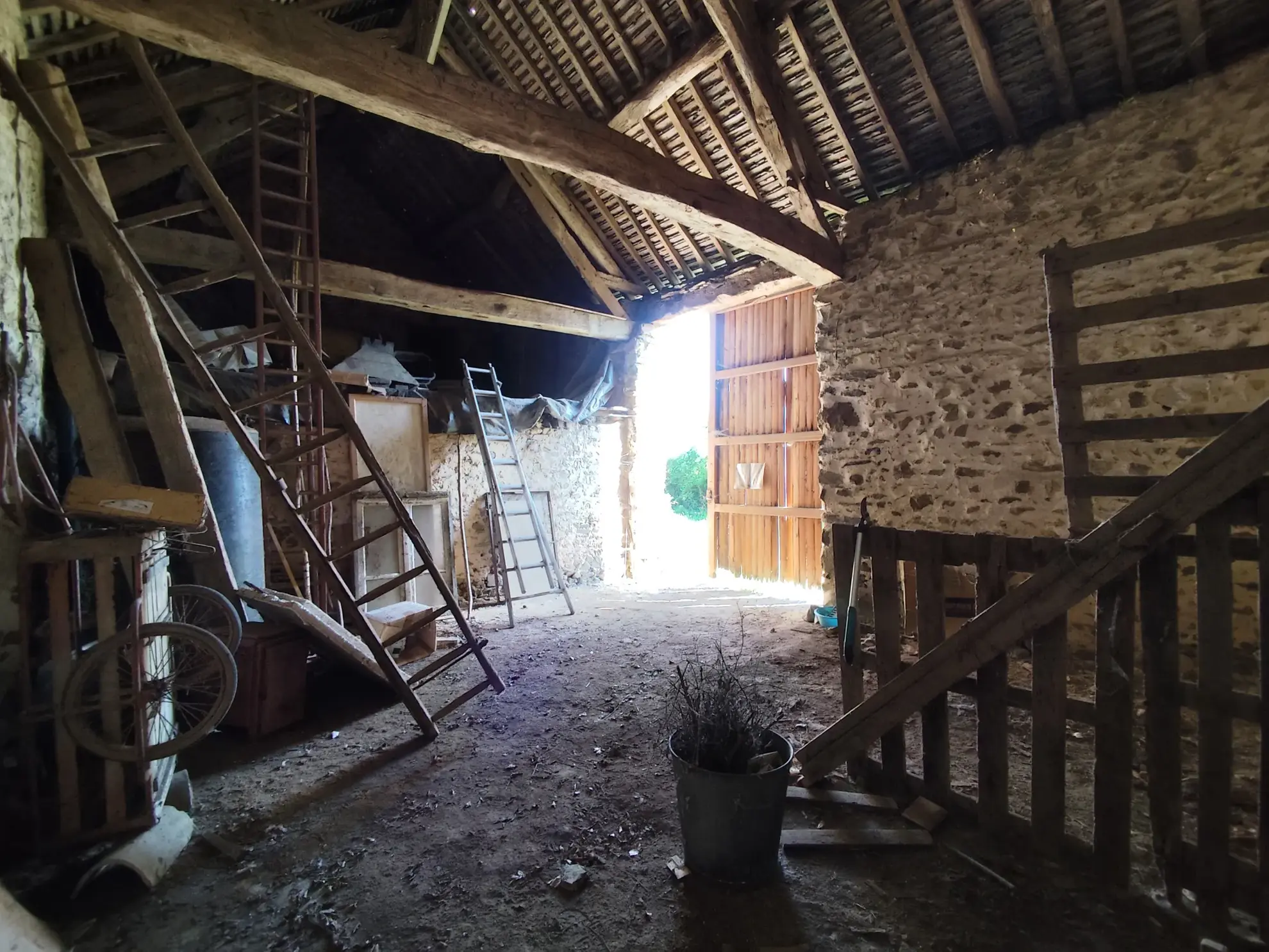 Longère à rénover de 214,77 m² à Heloup dans l'Orne - Terrain de 800 m² 