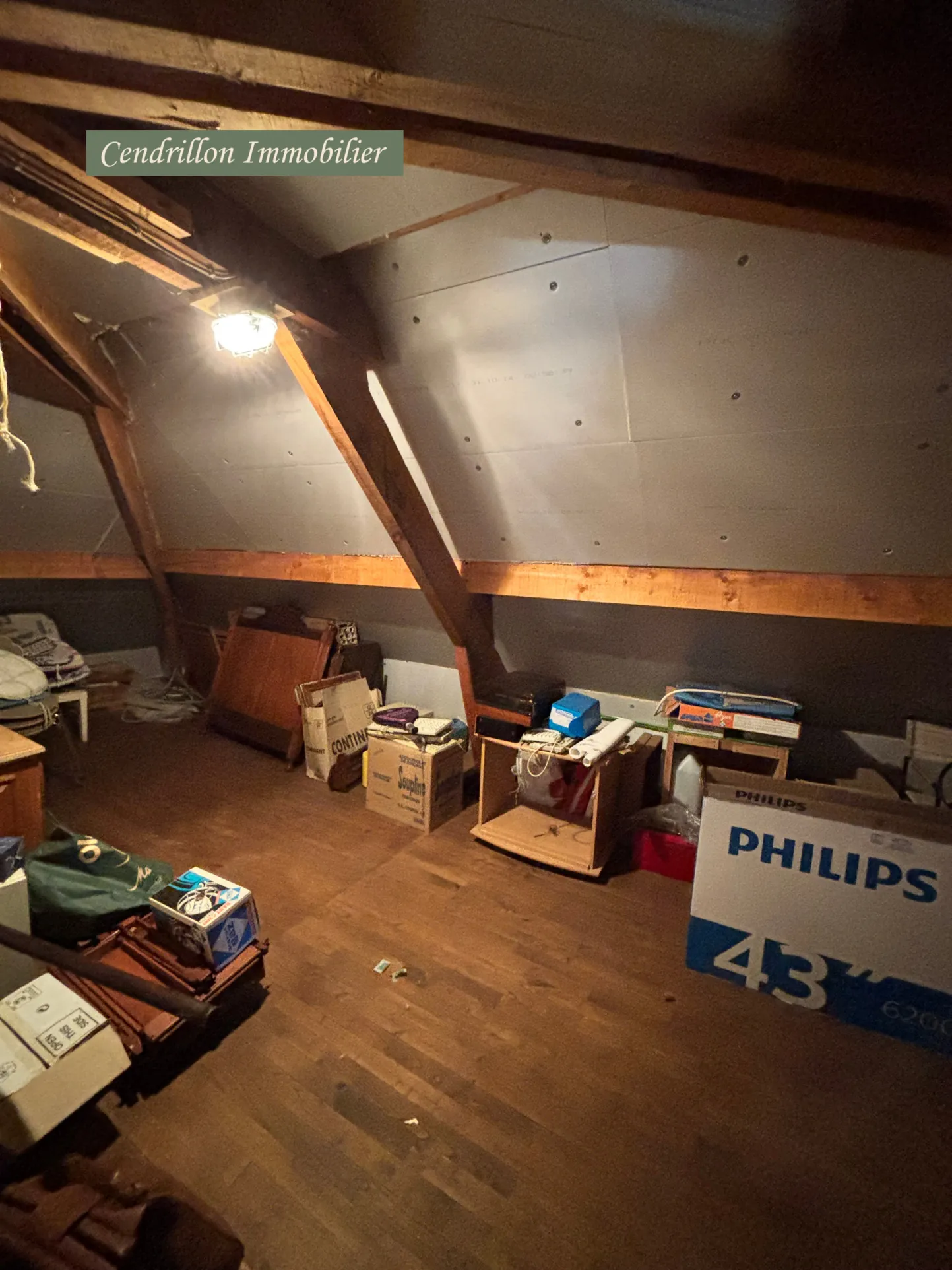 Belle maison année 70 avec grand jardin et garage à Bourganeuf 