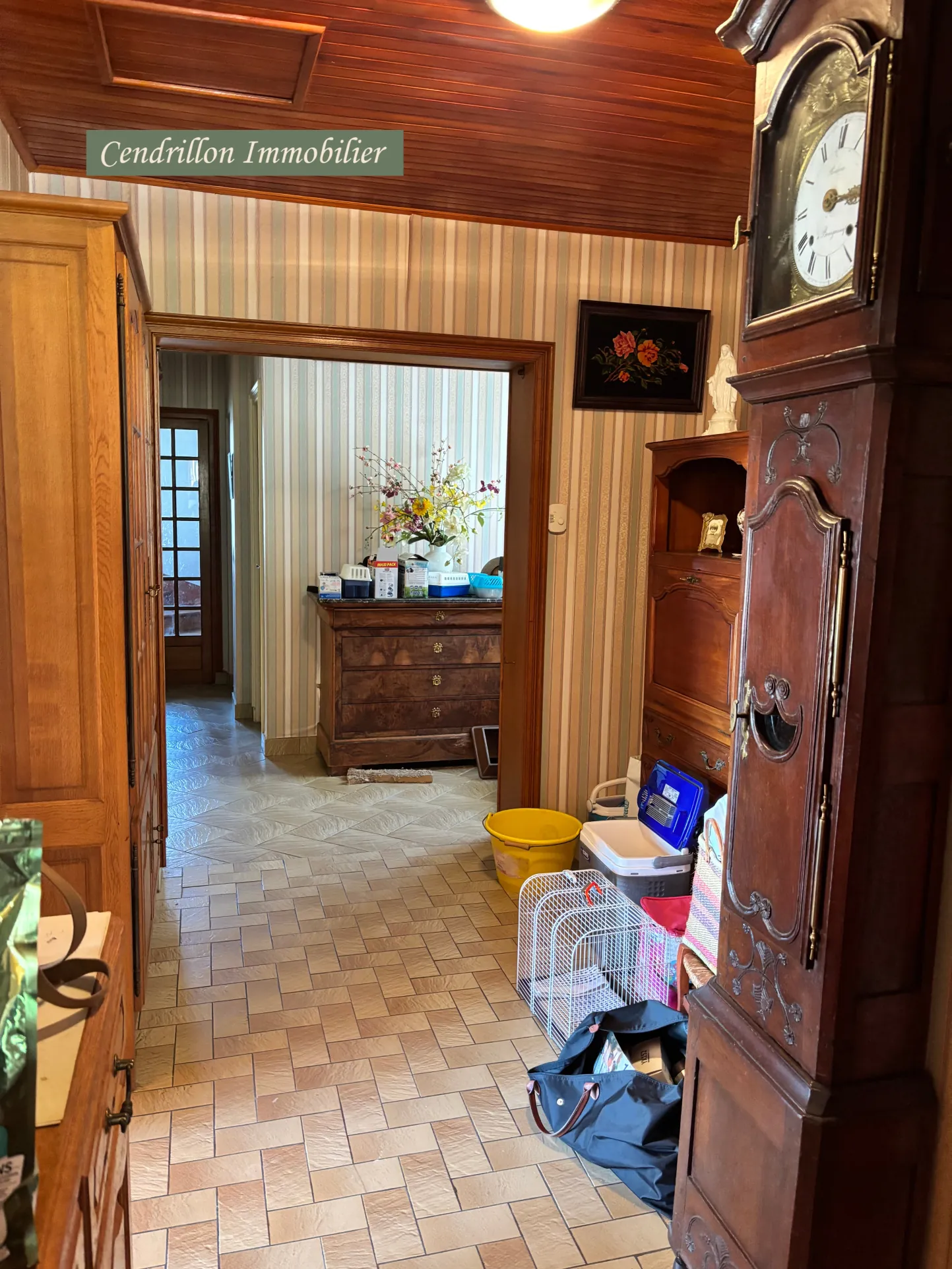 Belle maison année 70 avec grand jardin et garage à Bourganeuf 