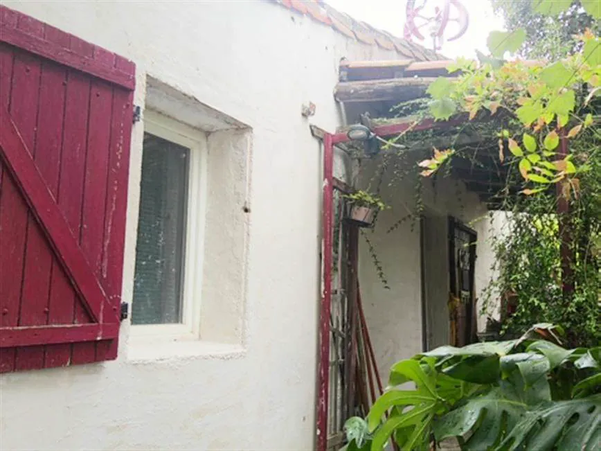 Propriété équestre de 3 hectares avec vue sur les Pyrénées à Limoux 