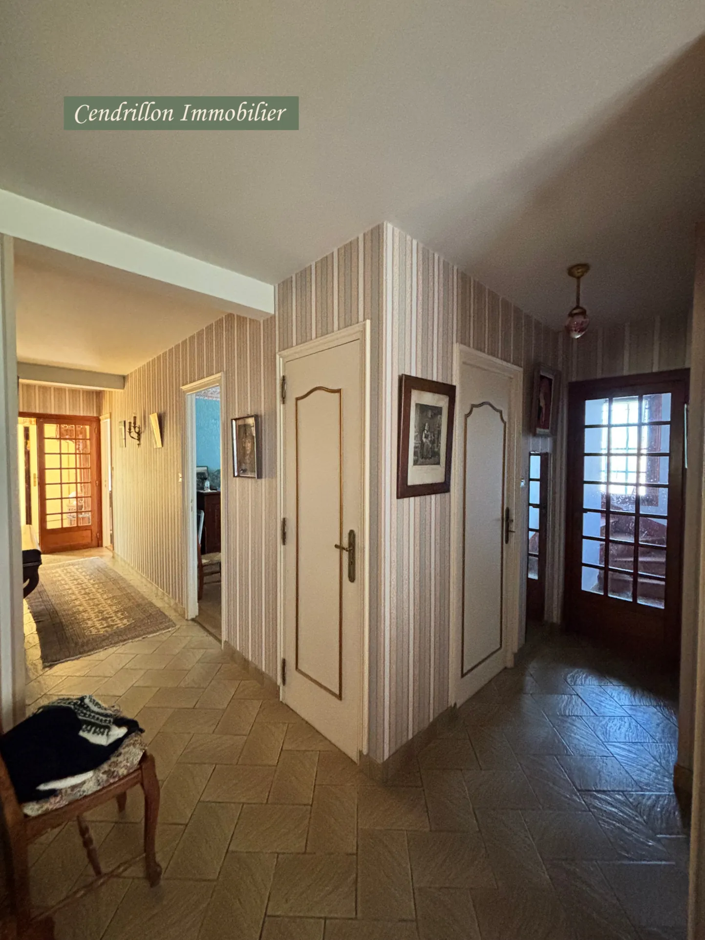 Belle maison année 70 avec grand jardin et garage à Bourganeuf 