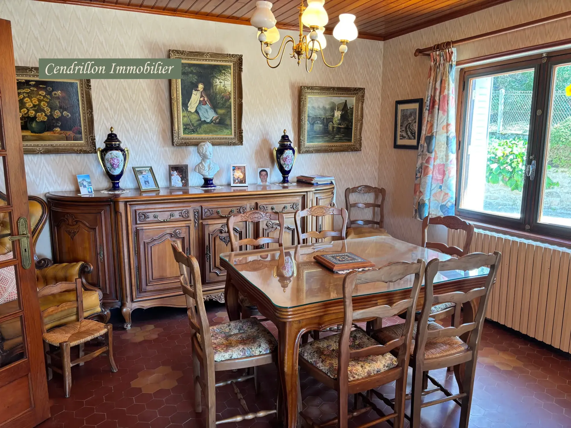 Belle maison année 70 avec grand jardin et garage à Bourganeuf 