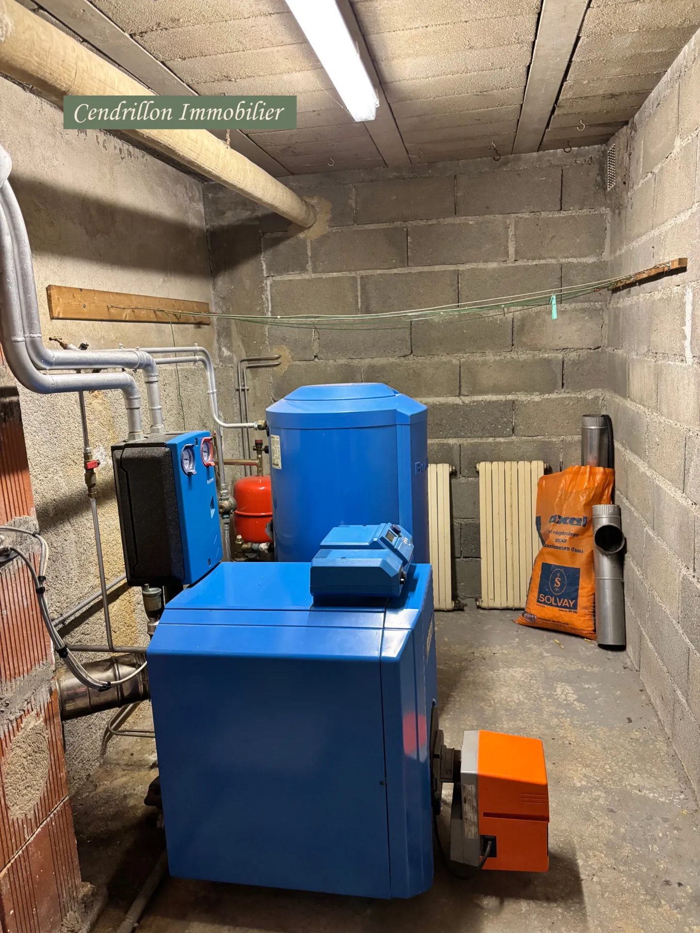 Belle maison année 70 avec grand jardin et garage à Bourganeuf 