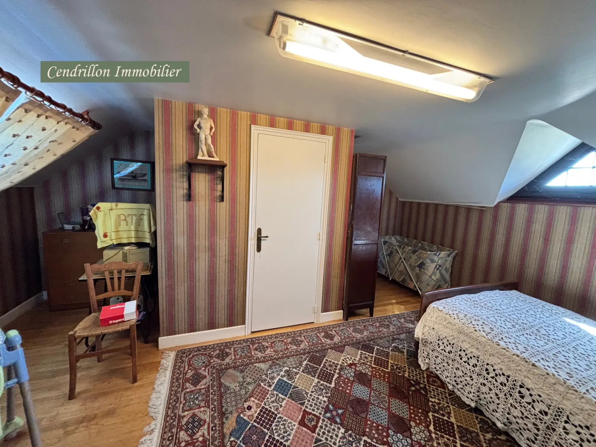 Belle maison année 70 avec grand jardin et garage à Bourganeuf 