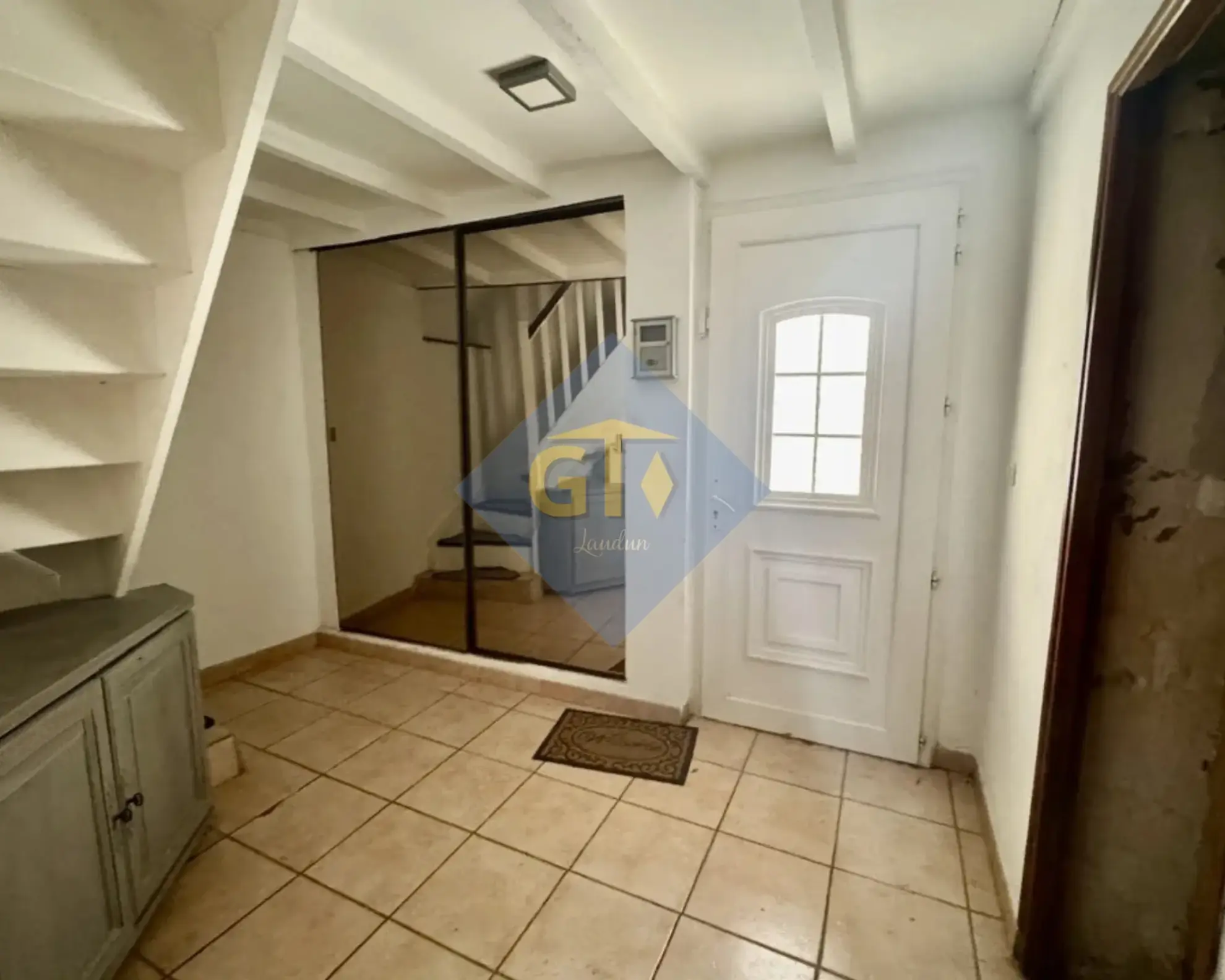 Charmante maison de village avec garage à Laudun - 76 m² 