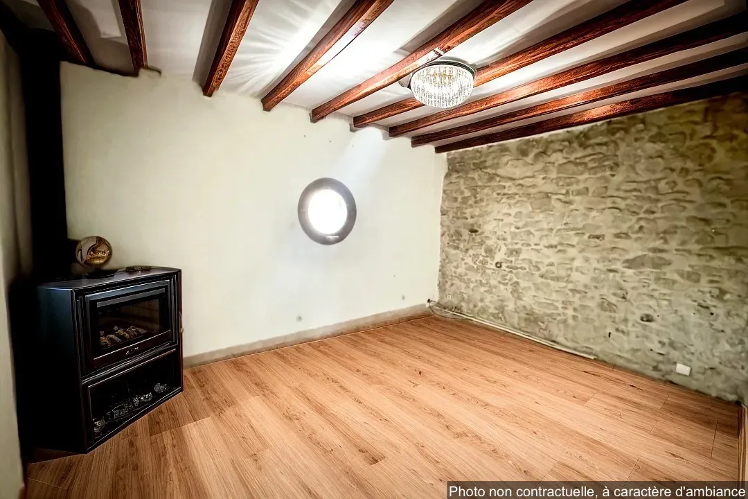 Charmante maison de village avec garage à Laudun - 76 m² 