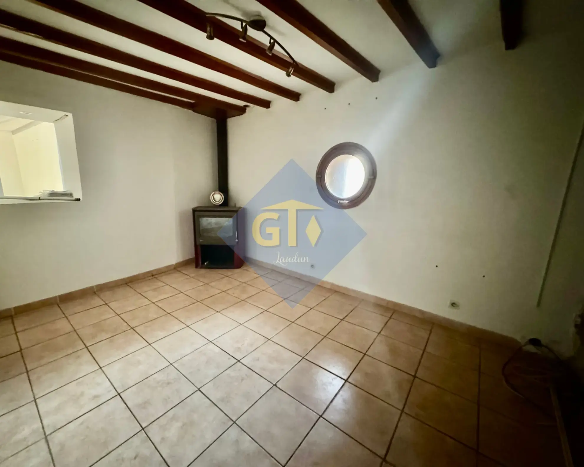 Charmante maison de village avec garage à Laudun - 76 m² 