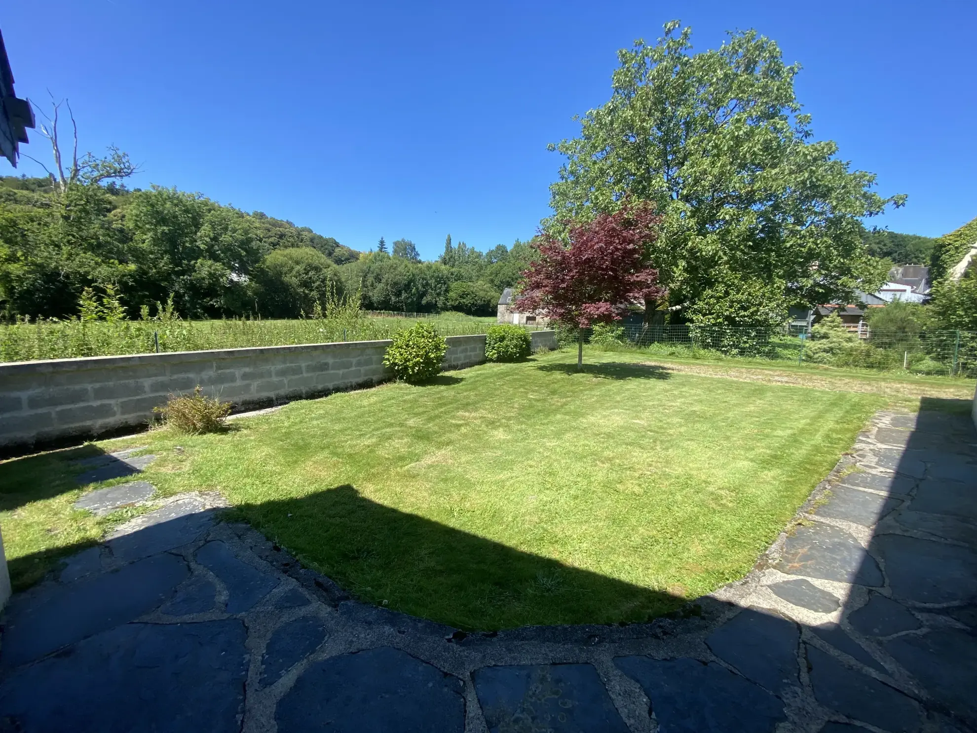 Maison à Guemene sur Scorff à 20 min de Pontivy avec terrain constructible 