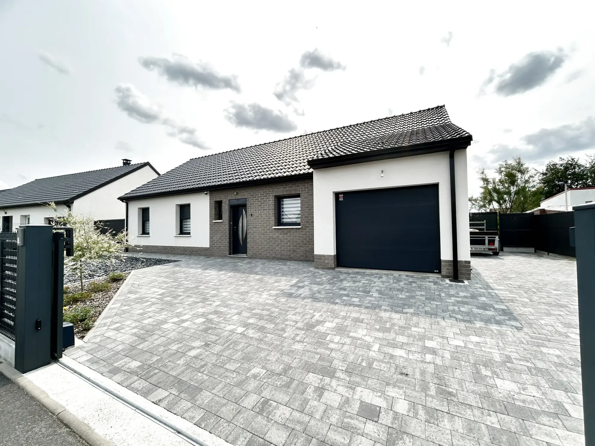 Maison individuelle neuve en plain-pied avec jardin à Montigny-en-Gohelle 