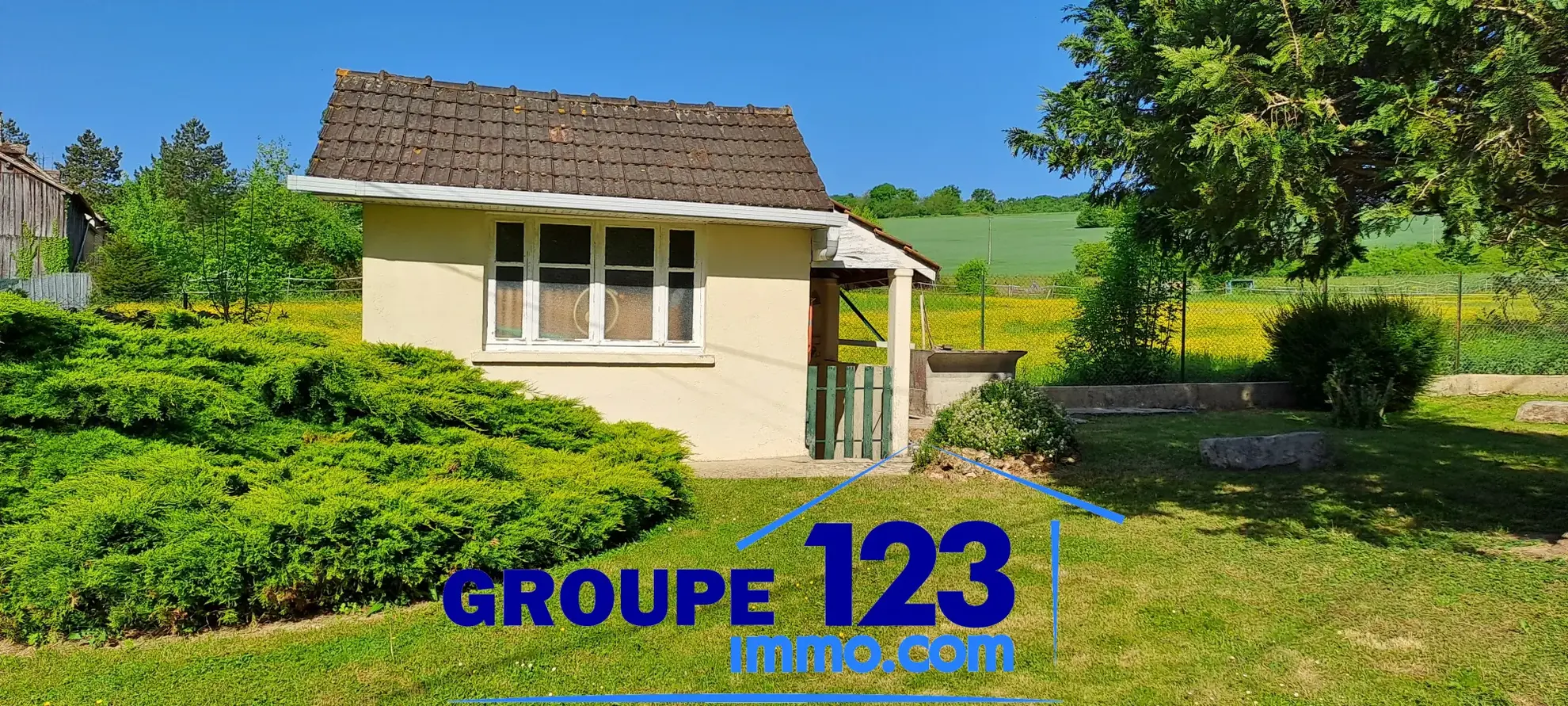 Pavillon de 3 chambres avec sous-sol et terrain clos à Joigny 