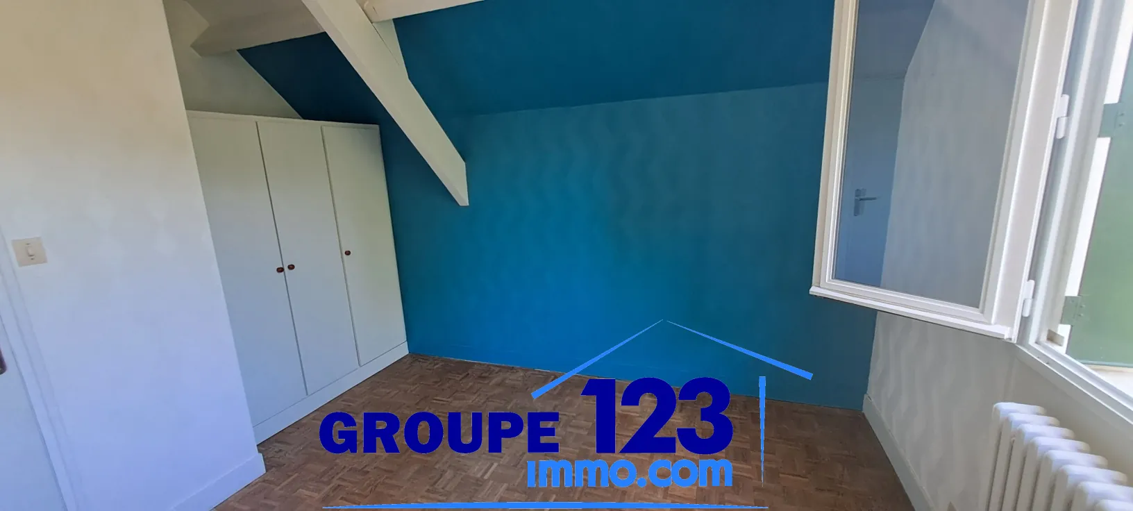 Pavillon de 3 chambres avec sous-sol et terrain clos à Joigny 