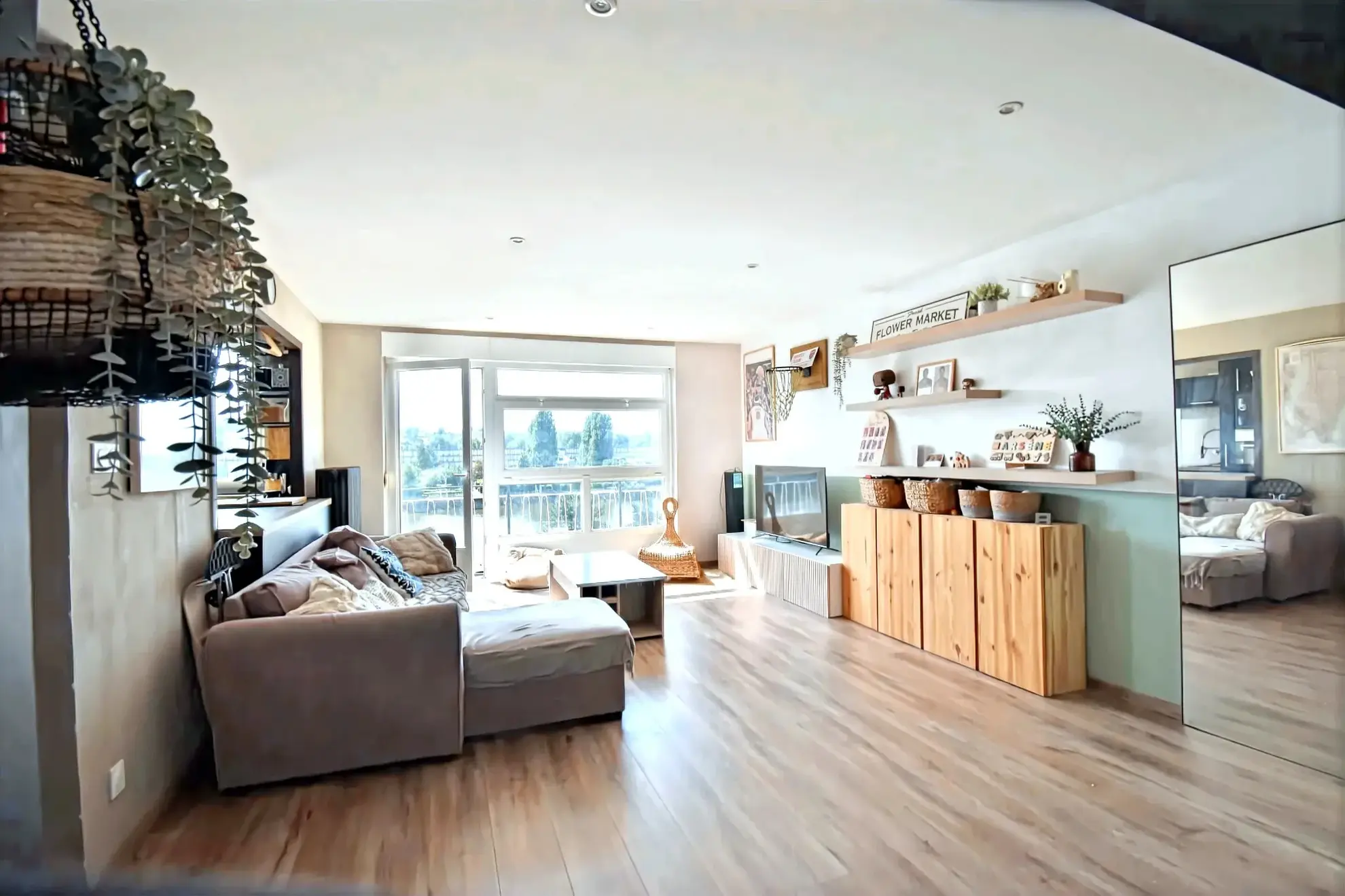 Appartement T3 lumineux avec vue sur la Liane à Boulogne-sur-Mer