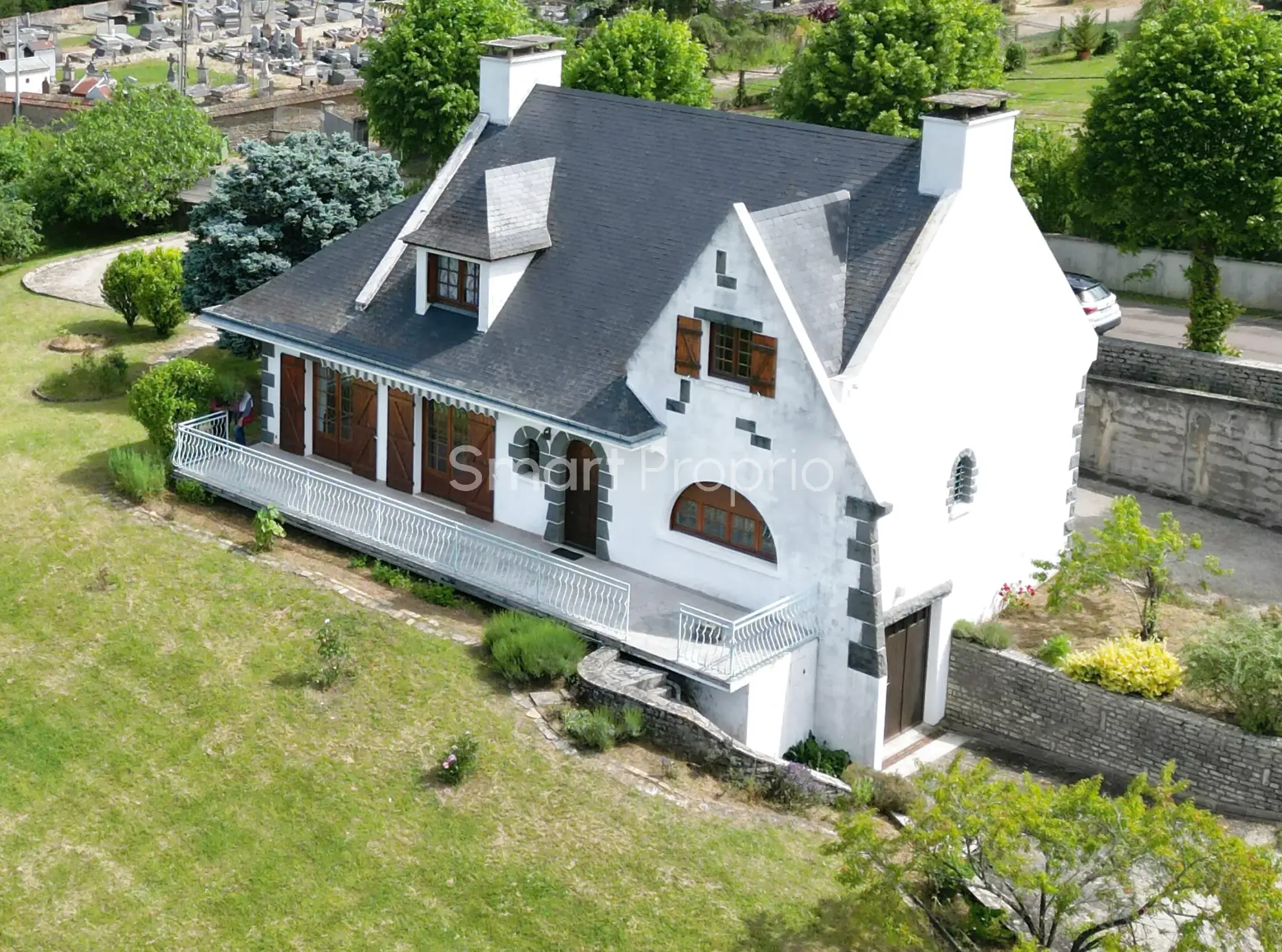 Magnifique maison néo-bretonne avec parc et vue vallée du Serein à proximité d'Avallon (89)