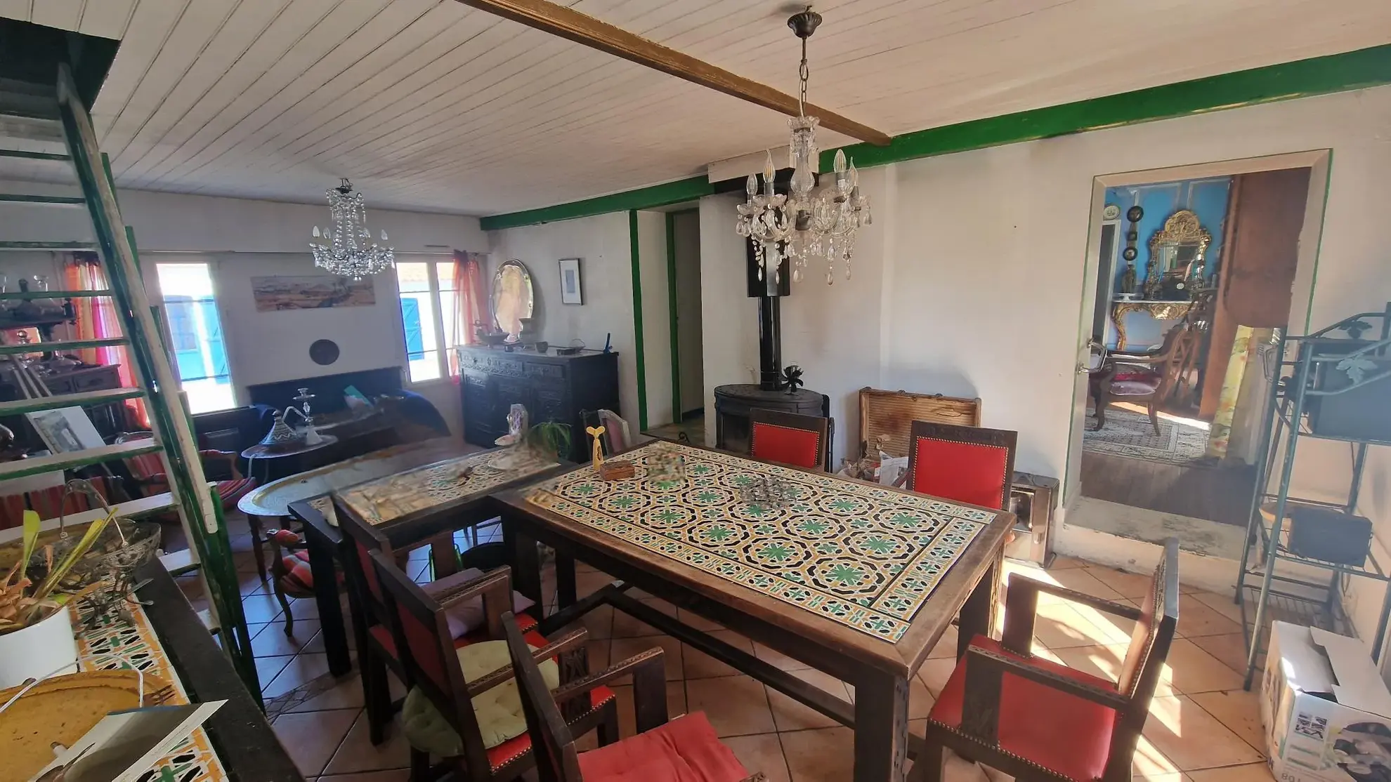 Charmante maison avec jardin, piscine et studio indépendant à Challans 