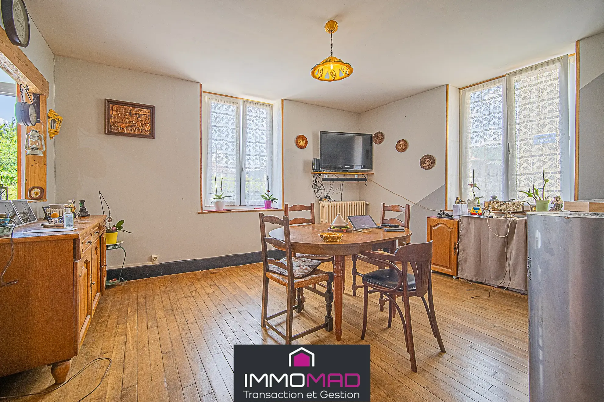 A vendre maison 200m² avec 3 chambres, garage et jardin à Han-sur-Meuse 