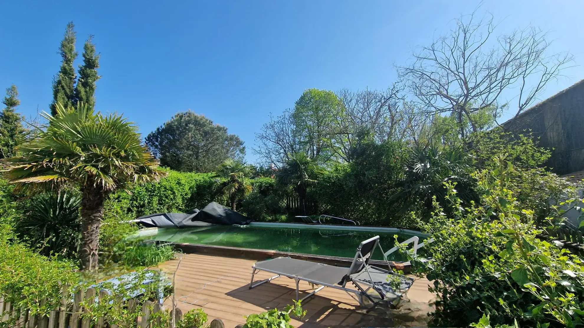 Charmante maison avec jardin, piscine et studio indépendant à Challans 
