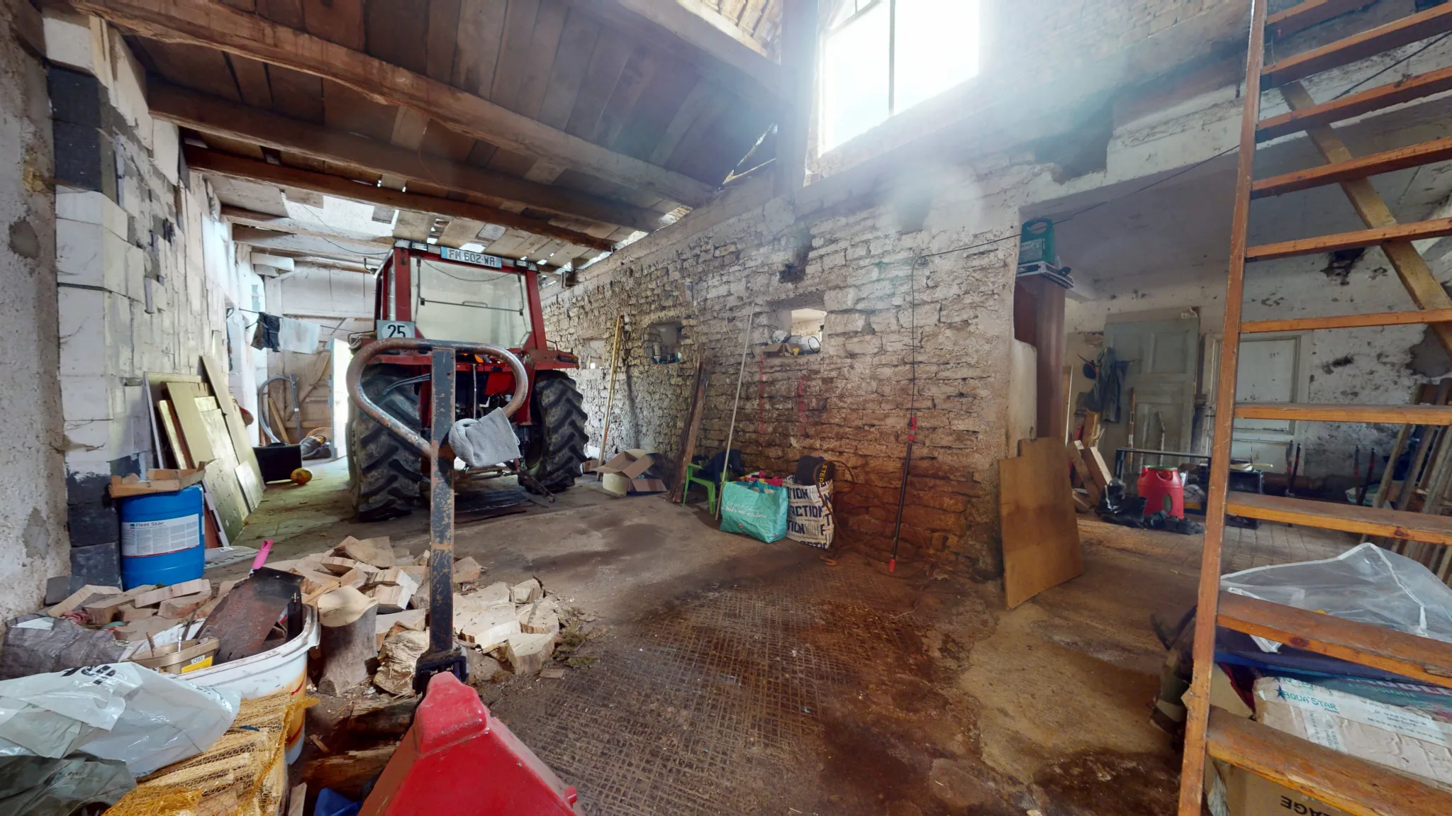 Belle maison en pierre de 115 m² à Auxange proche Dole et Besançon 