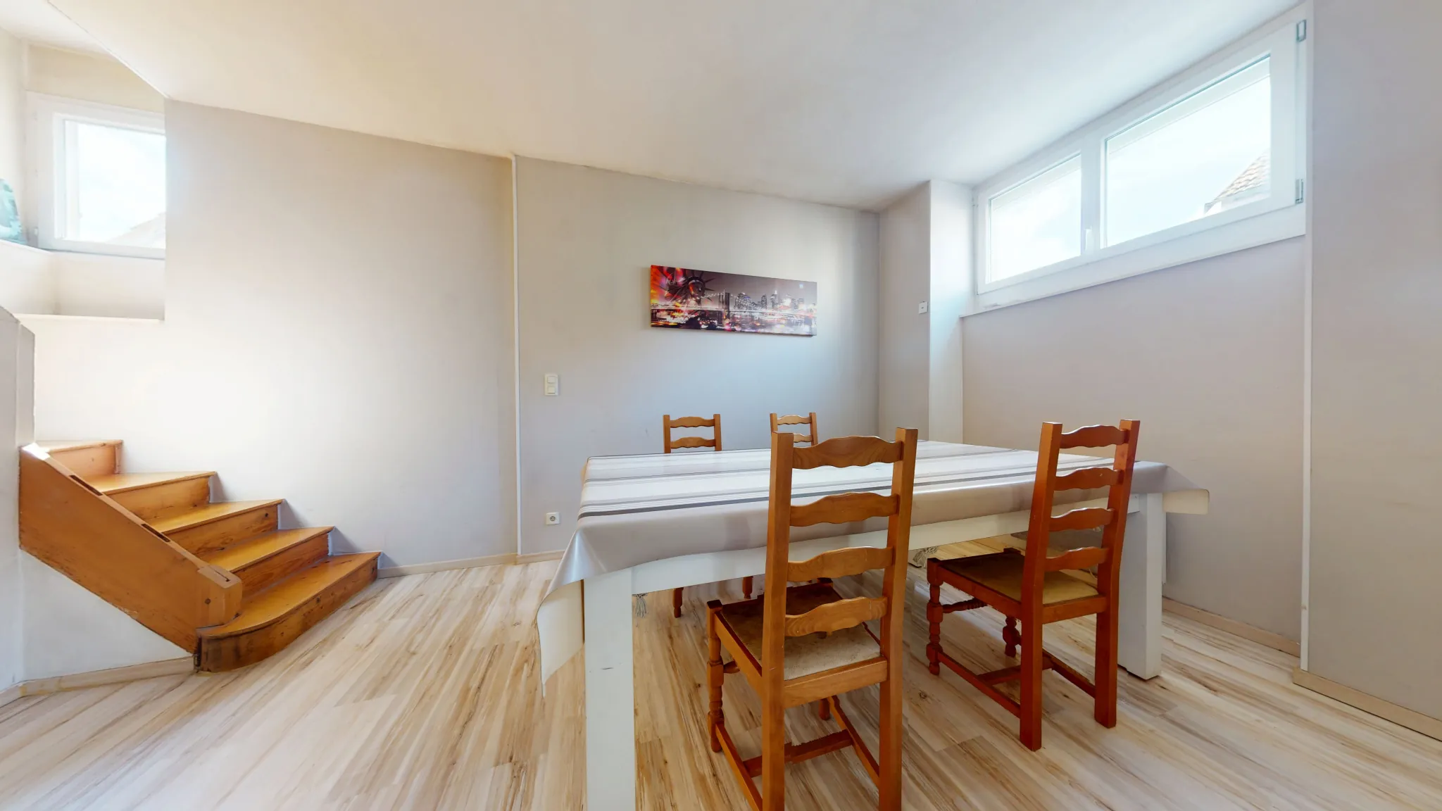 Belle maison en pierre de 115 m² à Auxange proche Dole et Besançon 