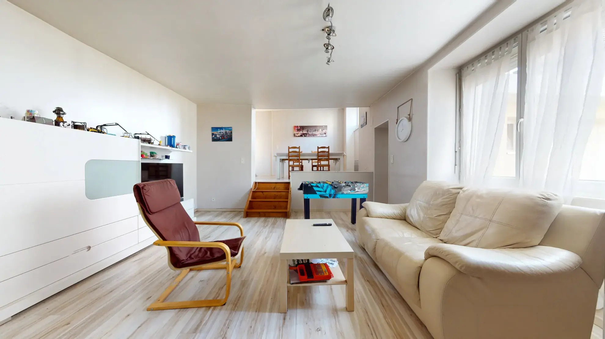 Belle maison en pierre de 115 m² à Auxange proche Dole et Besançon 