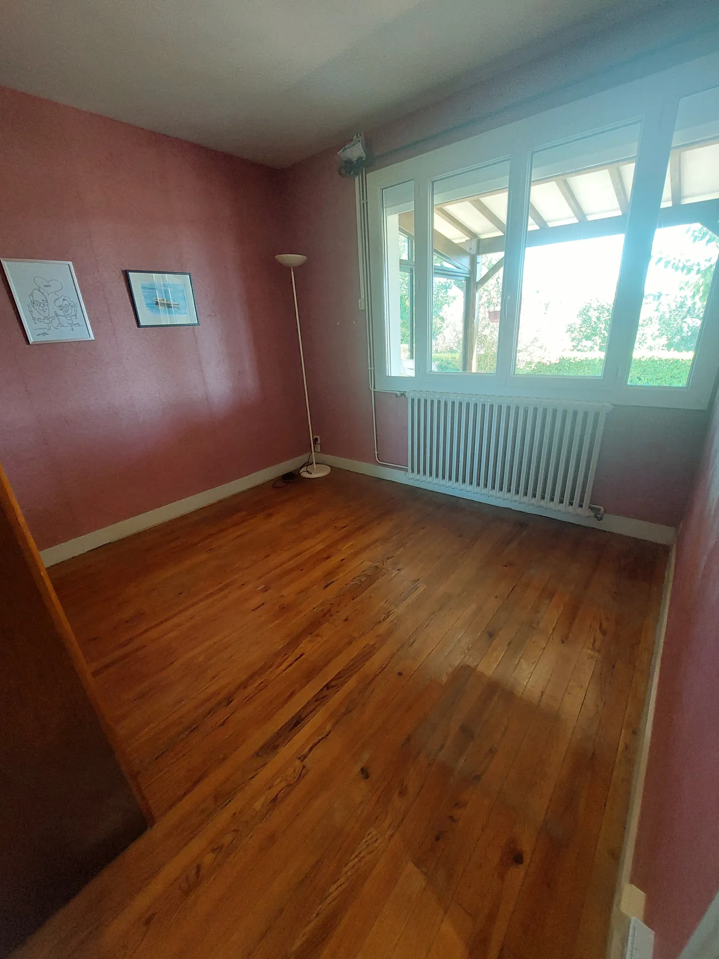 Maison de plain-pied de 97 m² avec garage et jardin à La Réole 