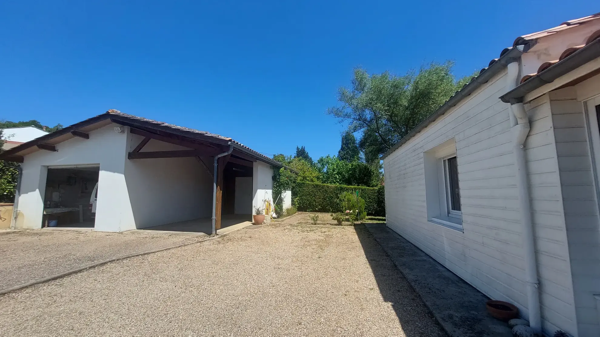 Maison de plain-pied de 97 m² avec garage et jardin à La Réole 