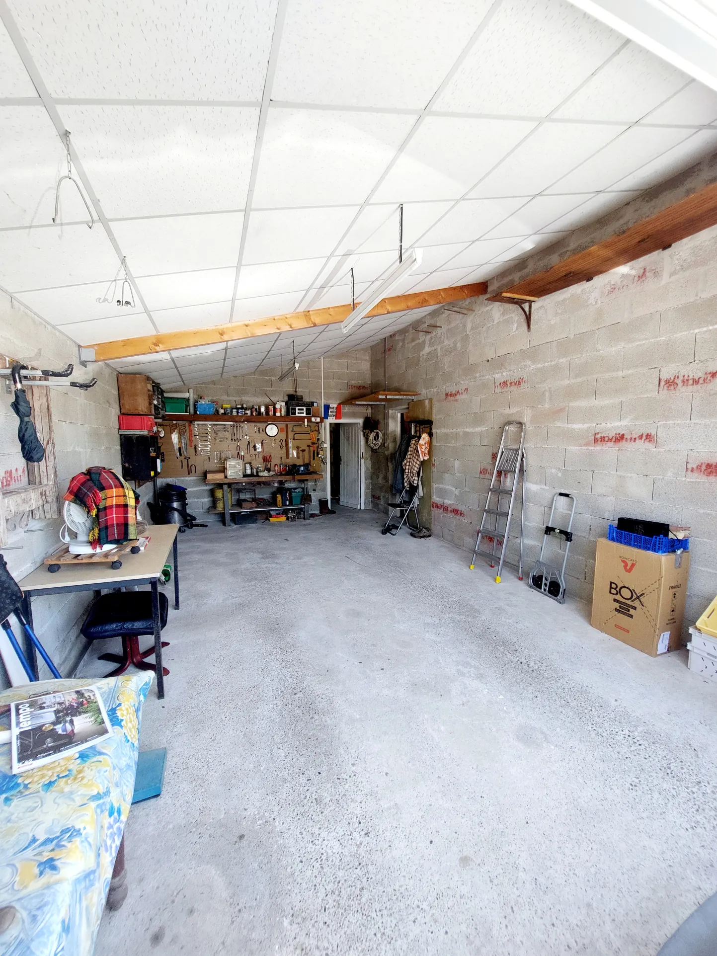 Maison de plain-pied de 97 m² avec garage et jardin à La Réole 