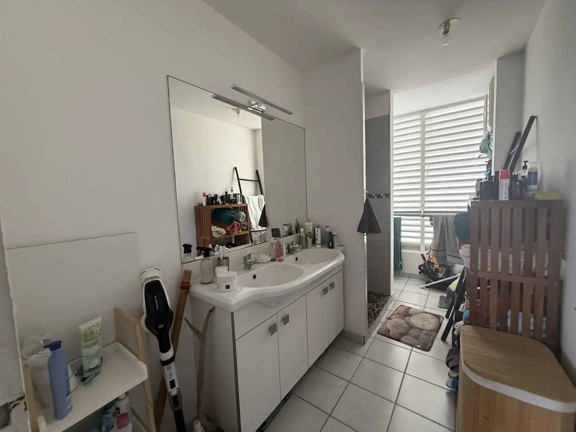 Appartement F3 avec terrasse sans vis-à-vis à Schoelcher, investissement sécurisé 