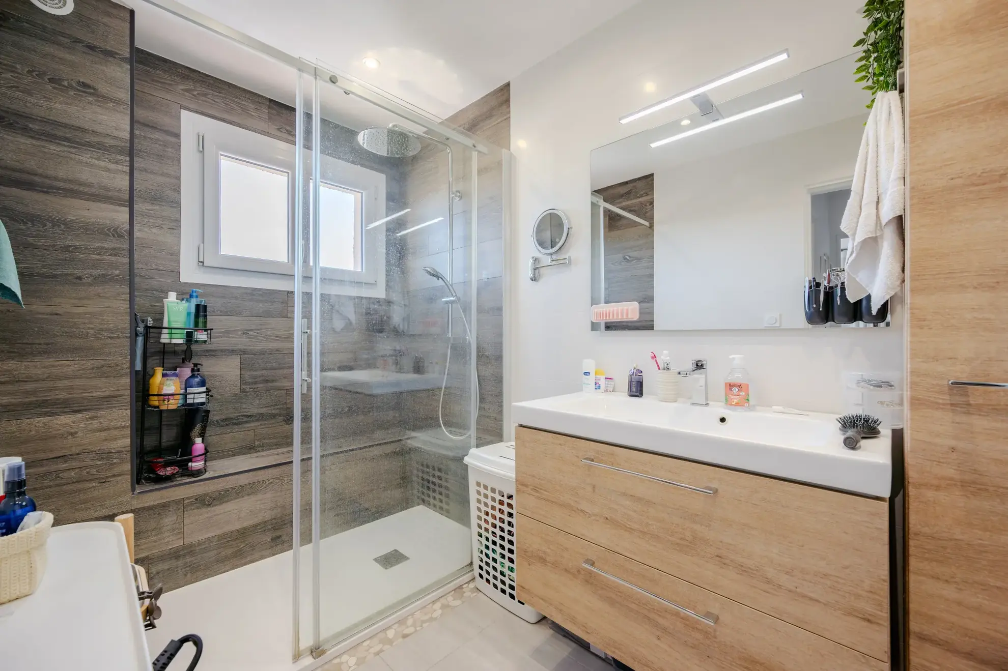 Appartement T3 lumineux de 63 m² avec terrasse et parking à La Farlède 