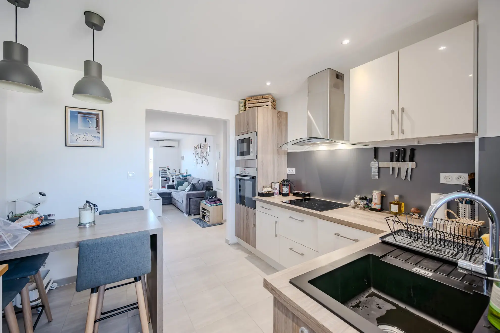 Appartement T3 lumineux de 63 m² avec terrasse et parking à La Farlède 