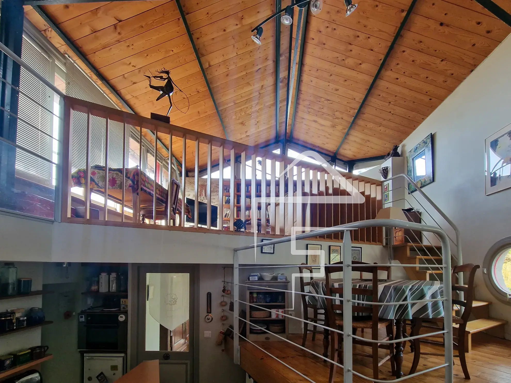 Maison de 122 m² à Pont Saint Martin avec 3 chambres, charme et vue sur la nature 