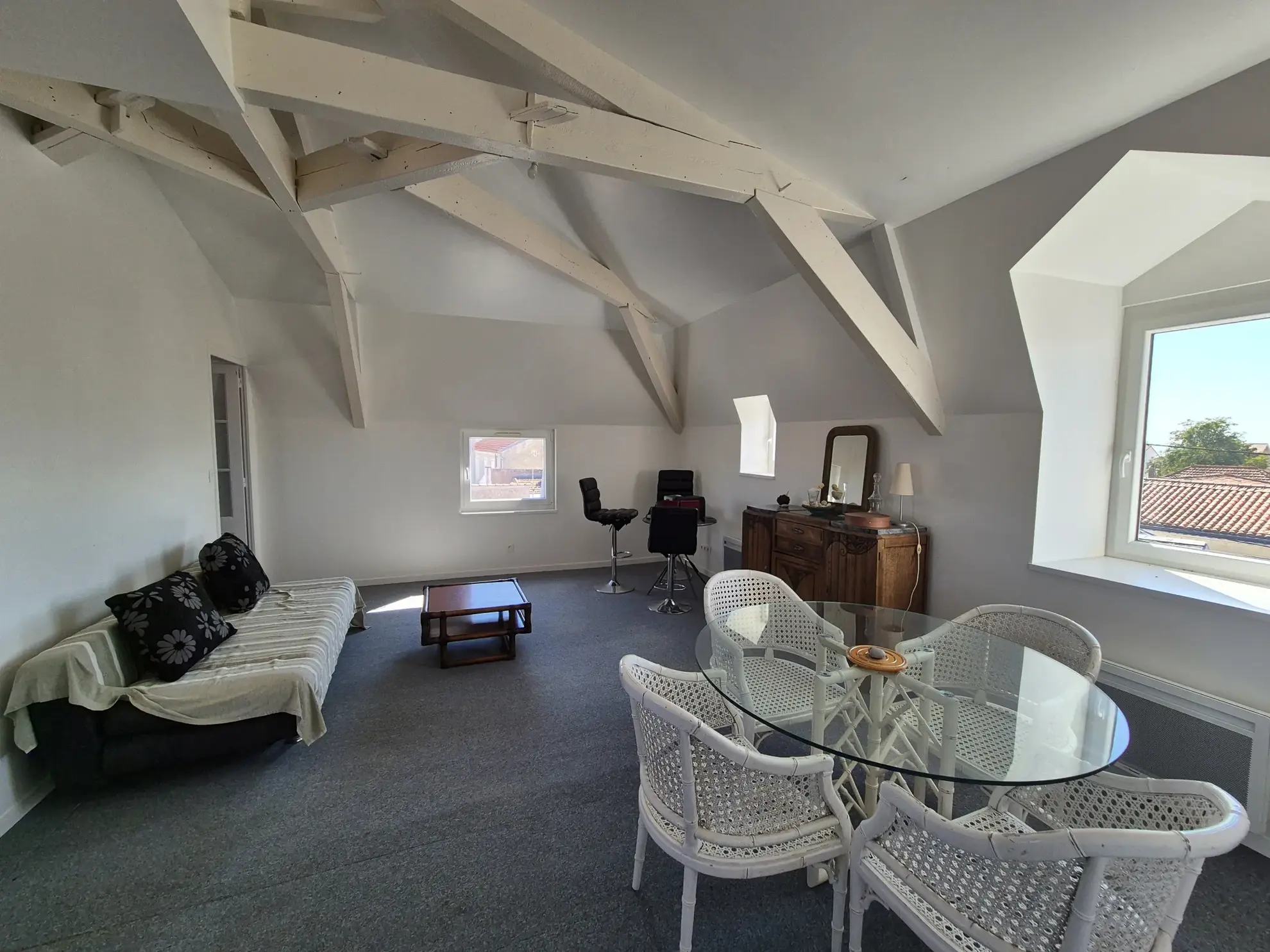 Appartement avec vue mer au centre de Fouras, 2 chambres, cave, parking privé 