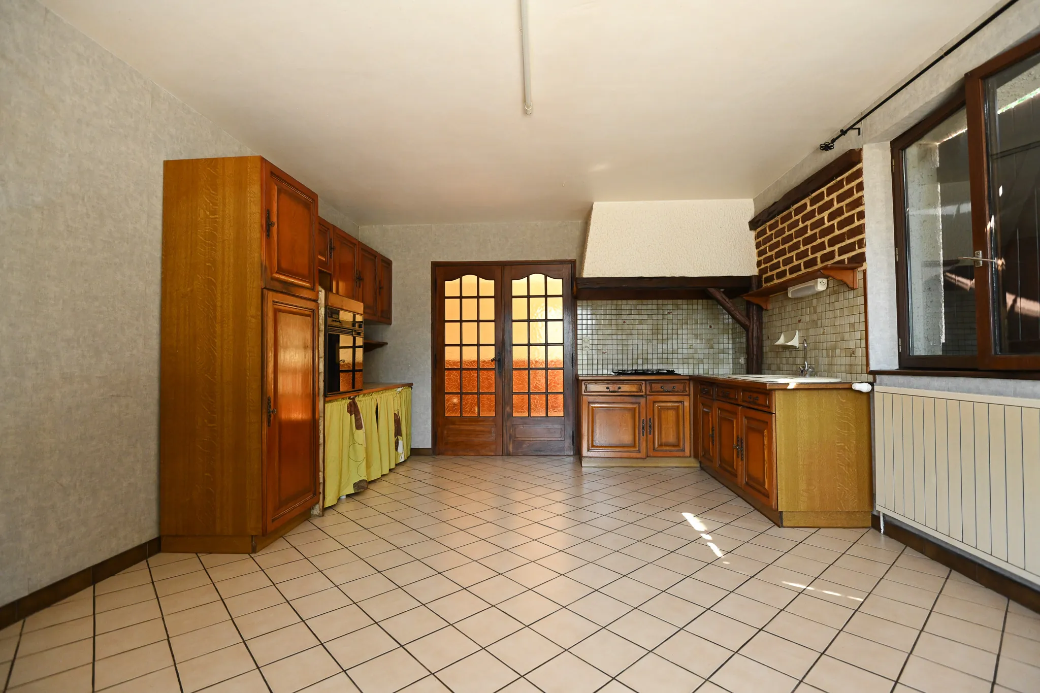 Maison à vendre à Clerval (Doubs) avec grand terrain et vue dégagée 