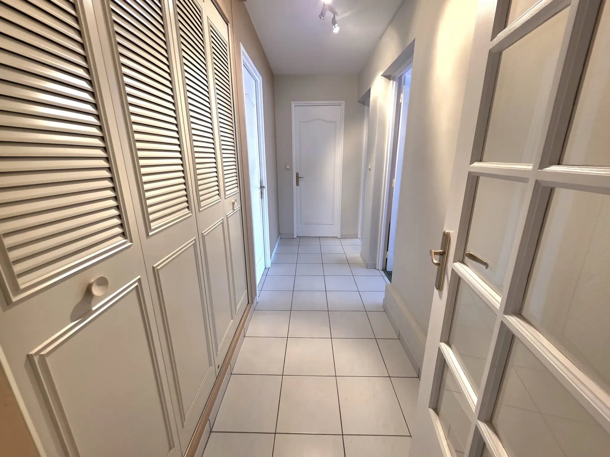 Appartement 3 chambres avec cave et garage à Boulogne-sur-Mer 