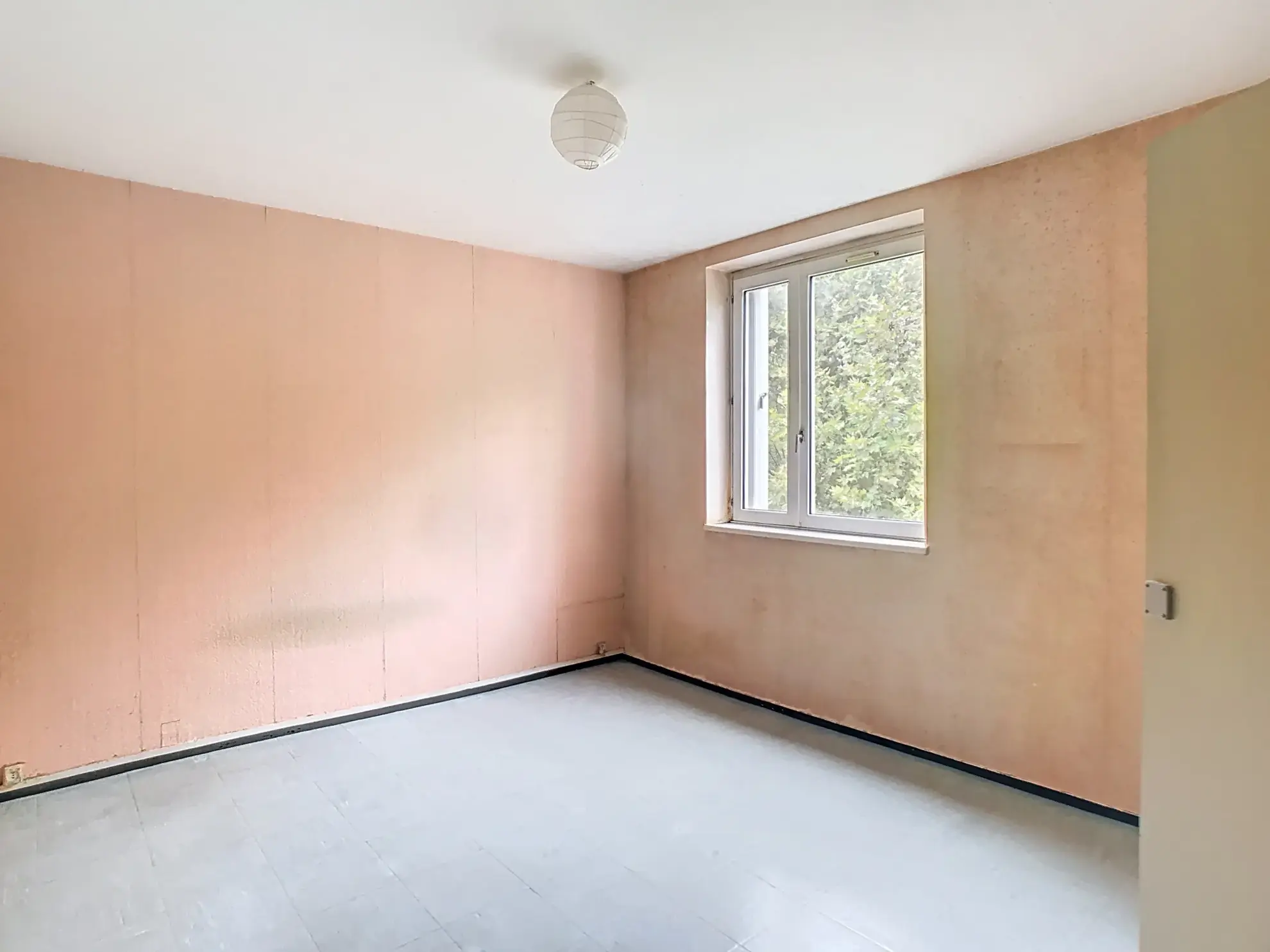 Appartement T3 lumineux à Mourenx avec balcon et cave à vendre 