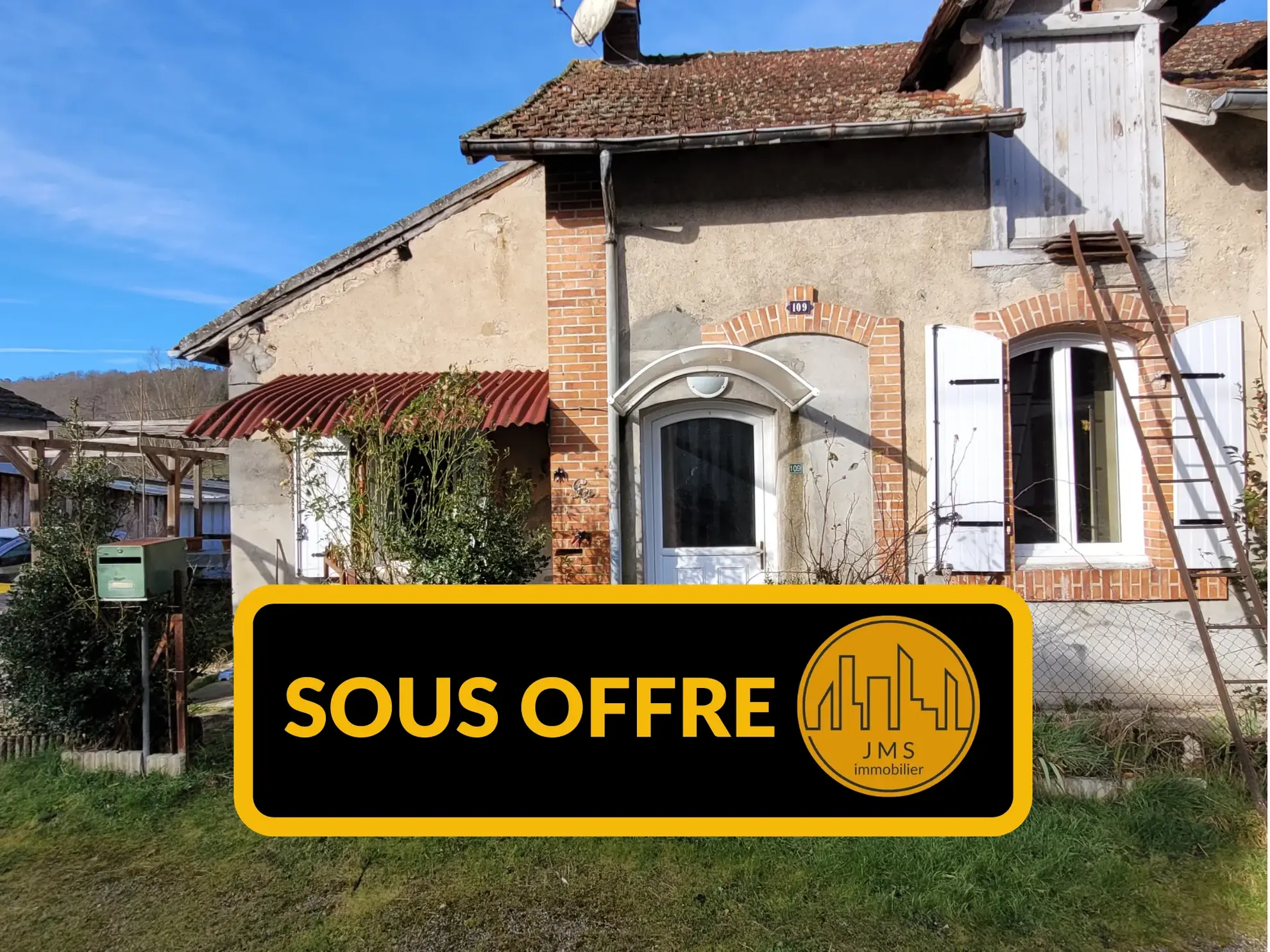 Maison mitoyenne avec jardin à Chatillon dans l'Allier – Potentiel à exploiter