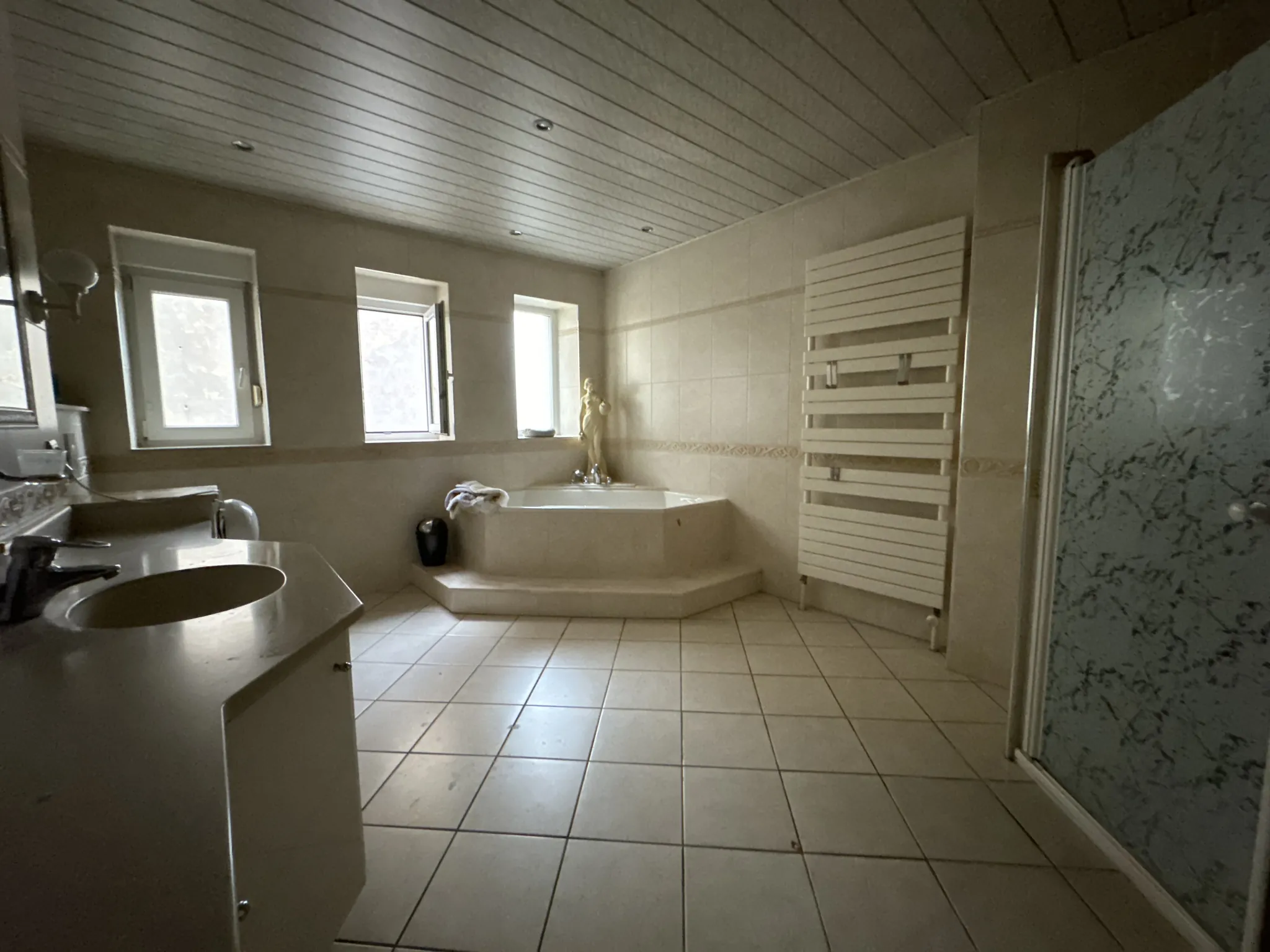 À vendre maison de 118 m² avec cour et dépendances à Sarralbe 