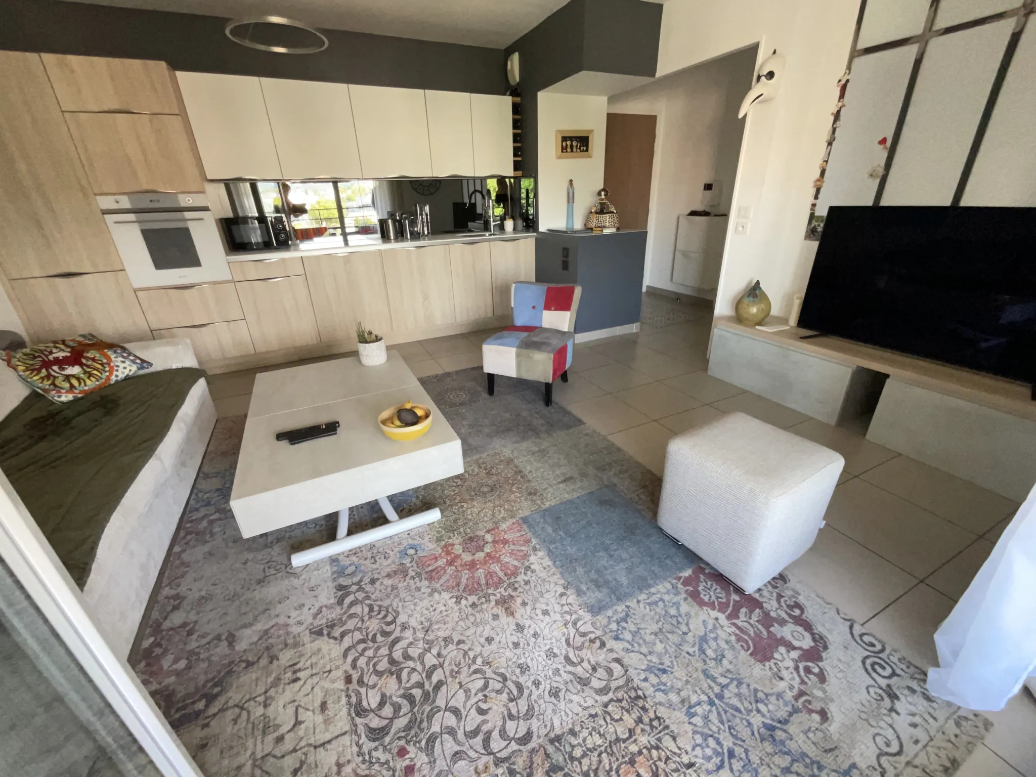 Appartement T2 récent avec terrasse à Cagnes-sur-Mer près de la mer 