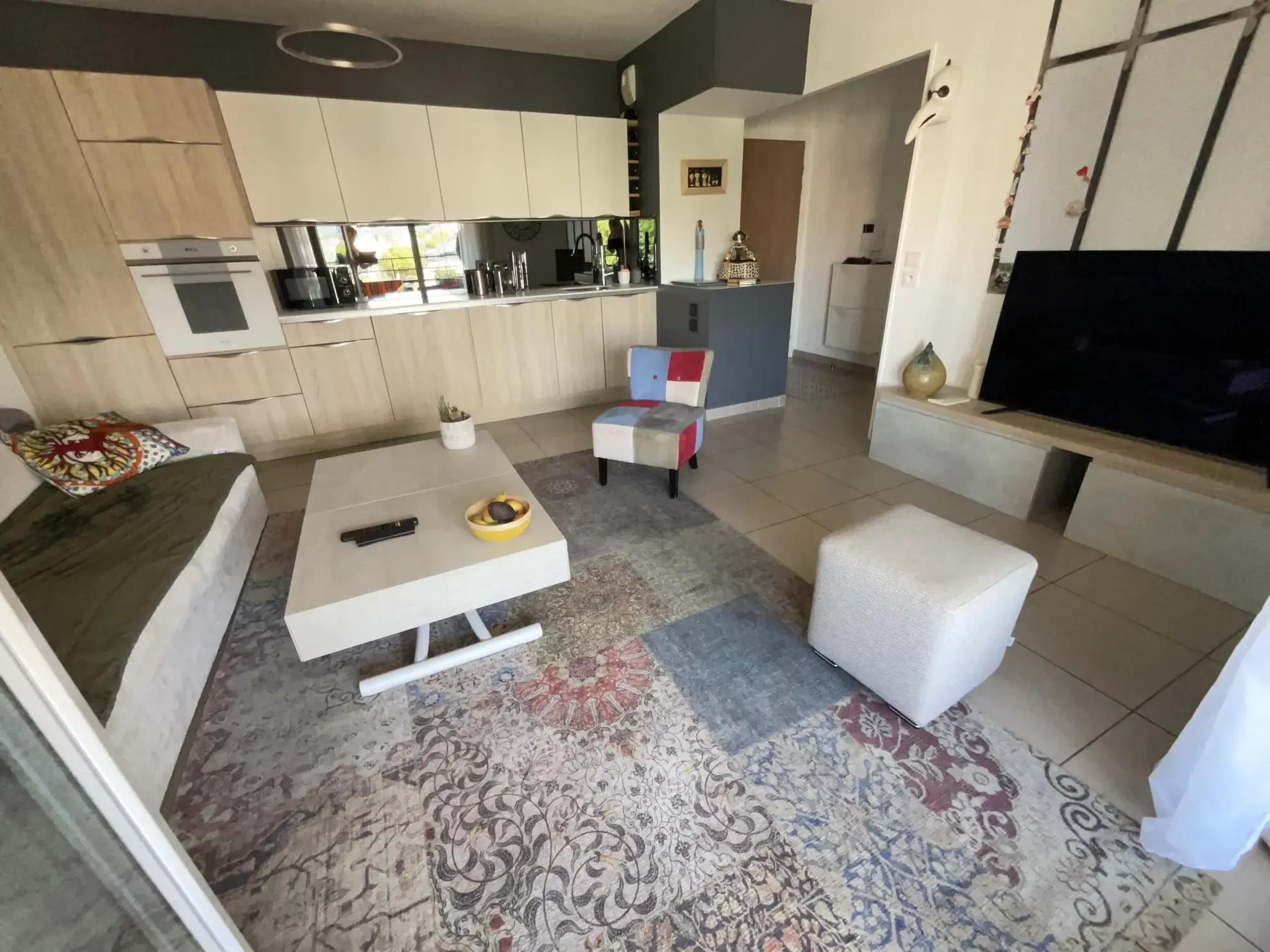 Appartement T2 récent avec terrasse à Cagnes-sur-Mer près de la mer 