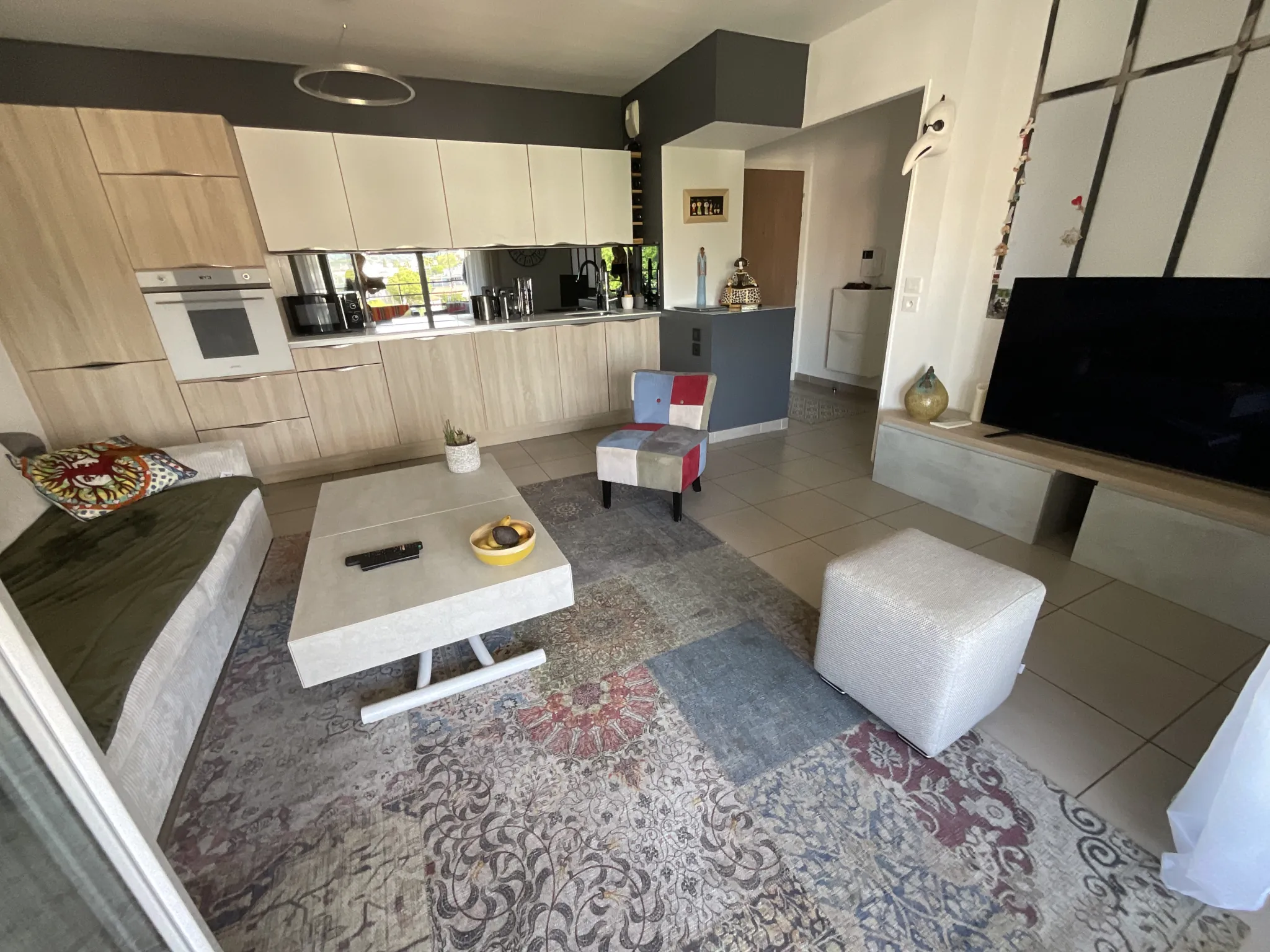 Appartement T2 récent avec terrasse à Cagnes-sur-Mer près de la mer 