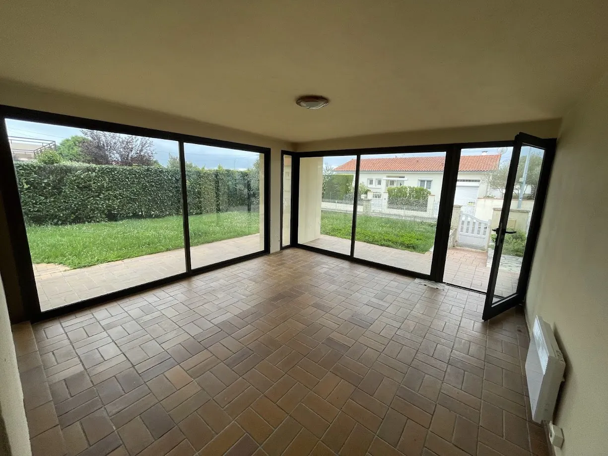 Maison familiale calme à Fleurance avec véranda et garage 