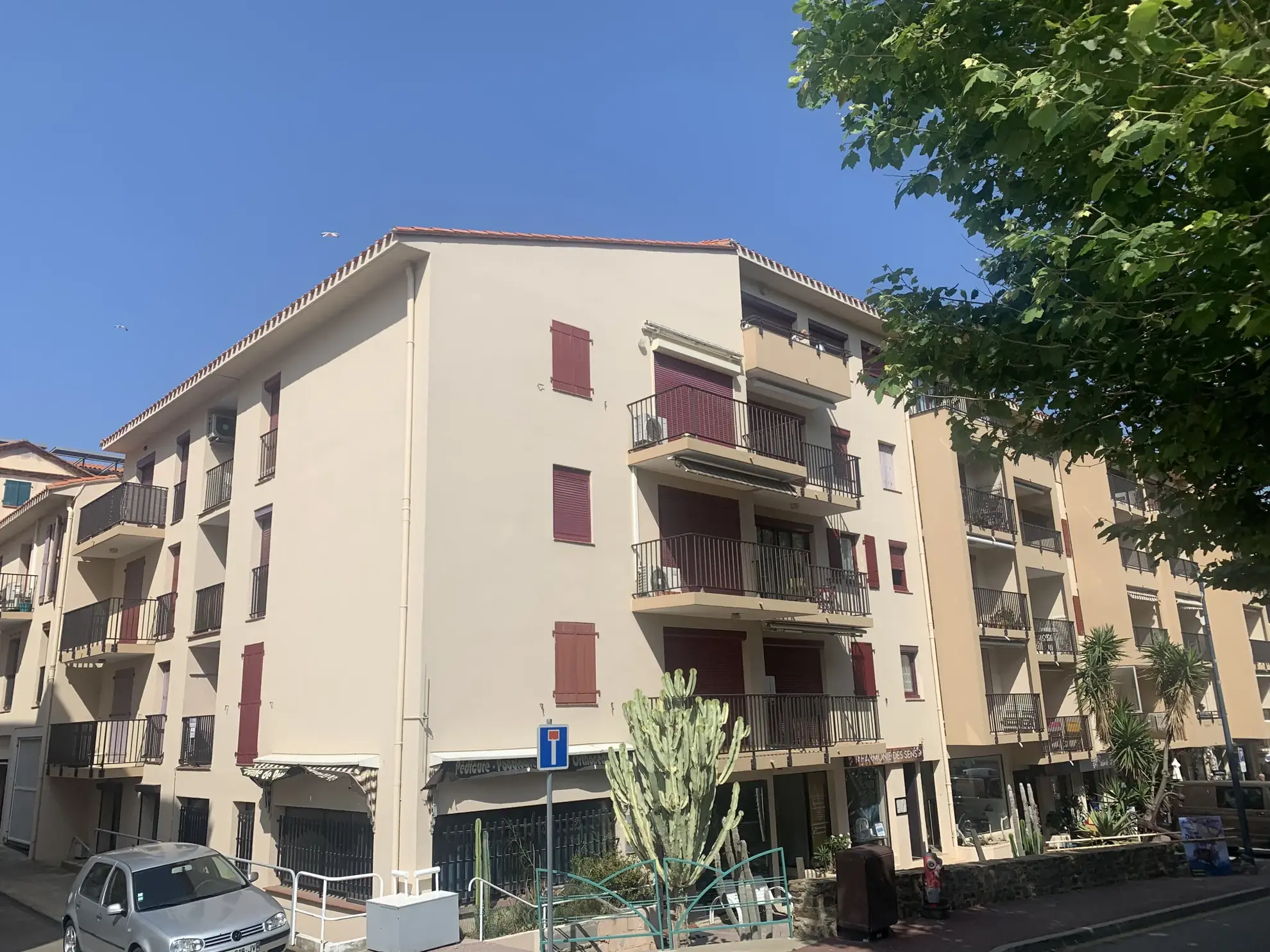 Appartement T2 à Port-Vendres — Côte Vermeille, 45 m² rénové avec garage sécurisé 