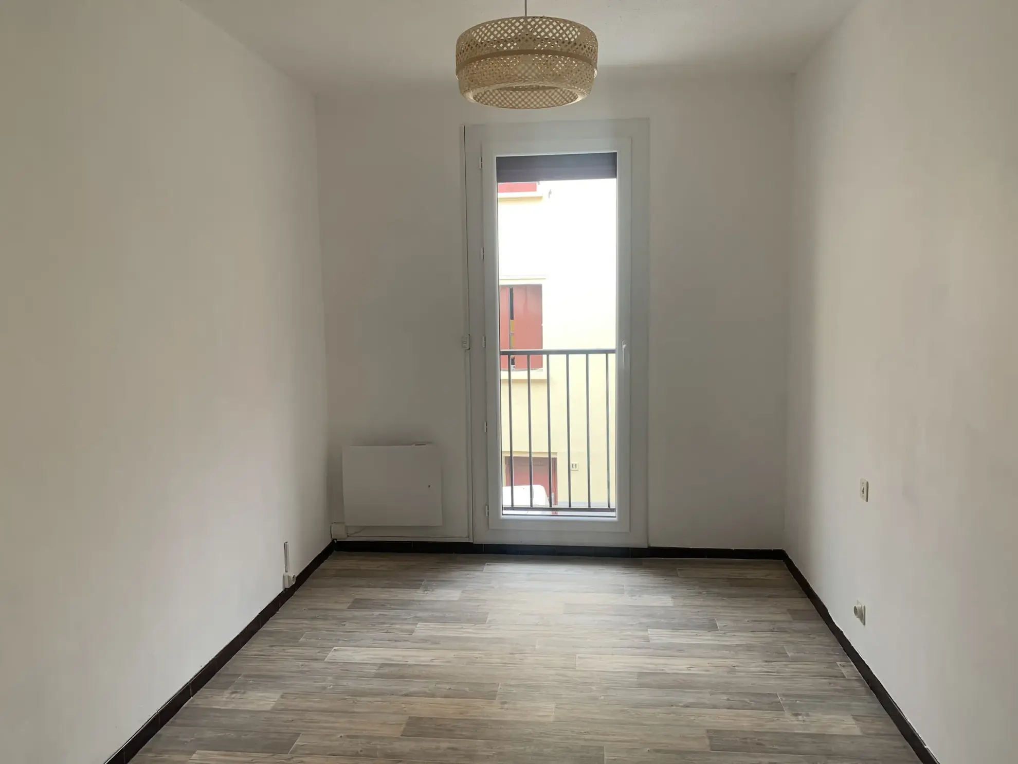 Appartement T2 à Port-Vendres — Côte Vermeille, 45 m² rénové avec garage sécurisé 