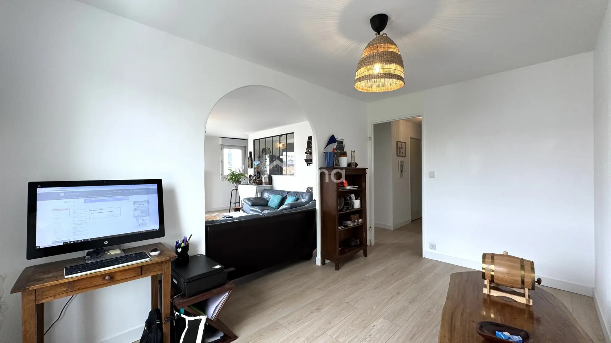 Appartement lumineux de 78 m2 à Meaux avec balcon, parking et potentiel d'évolution 